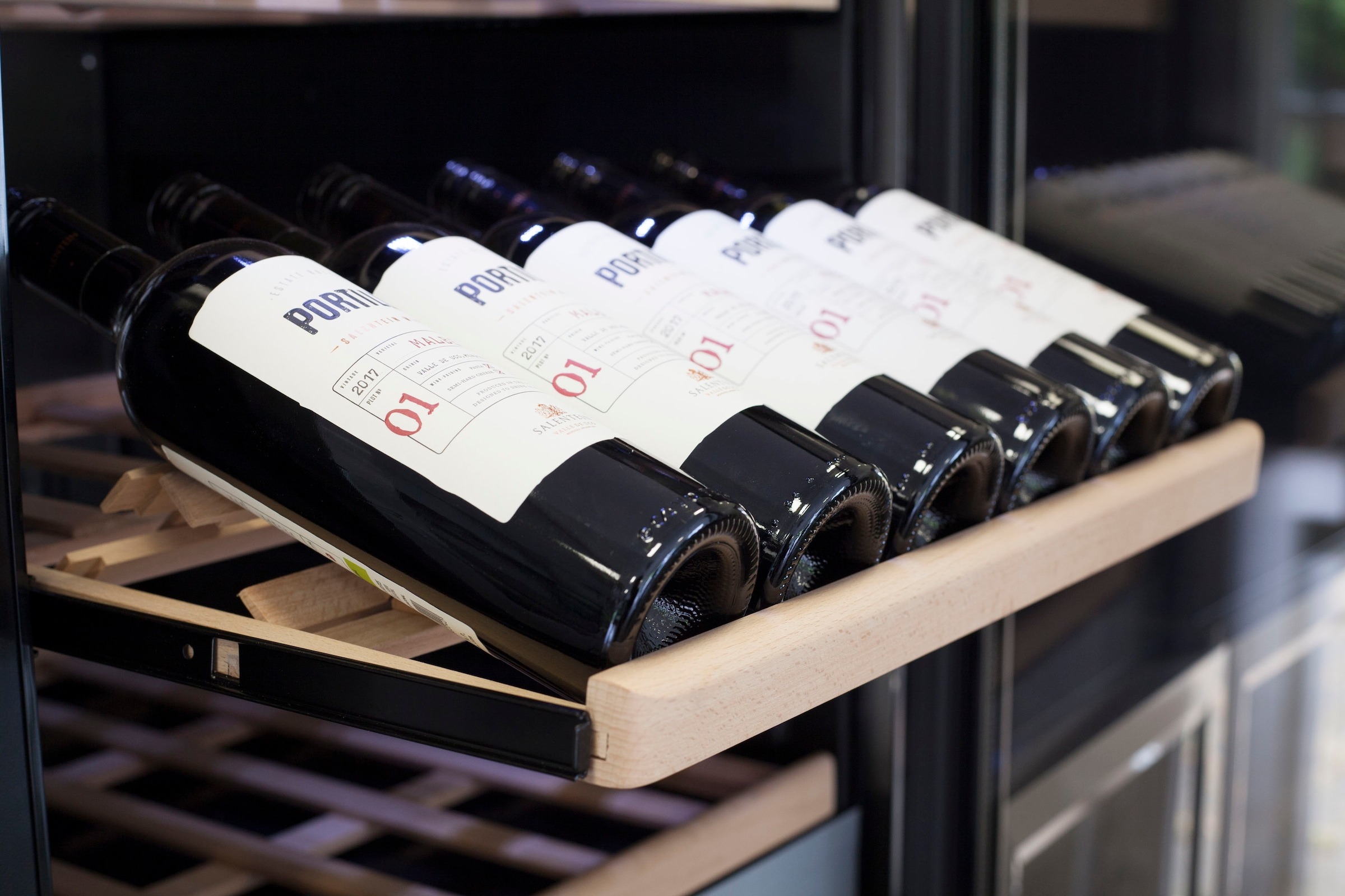 Caso Weinkühlschrank »730«, für 180 Standardflaschen á 075l, WineComfort  1800 Smart per Raten | BAUR