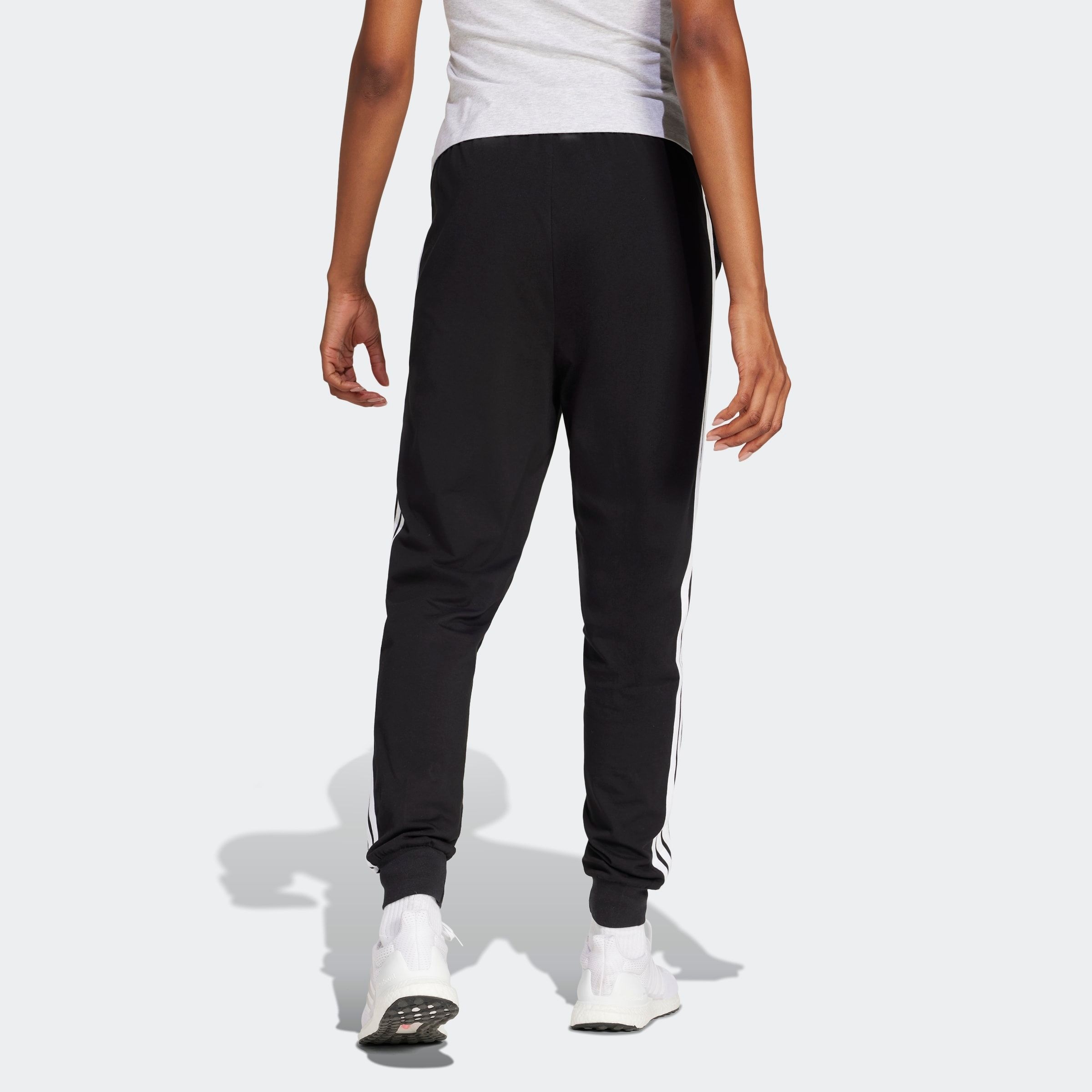 adidas Sportswear "W 3S SJ JOGGER" Lässig geschnitten, hoher Bund, schmal z günstig online kaufen