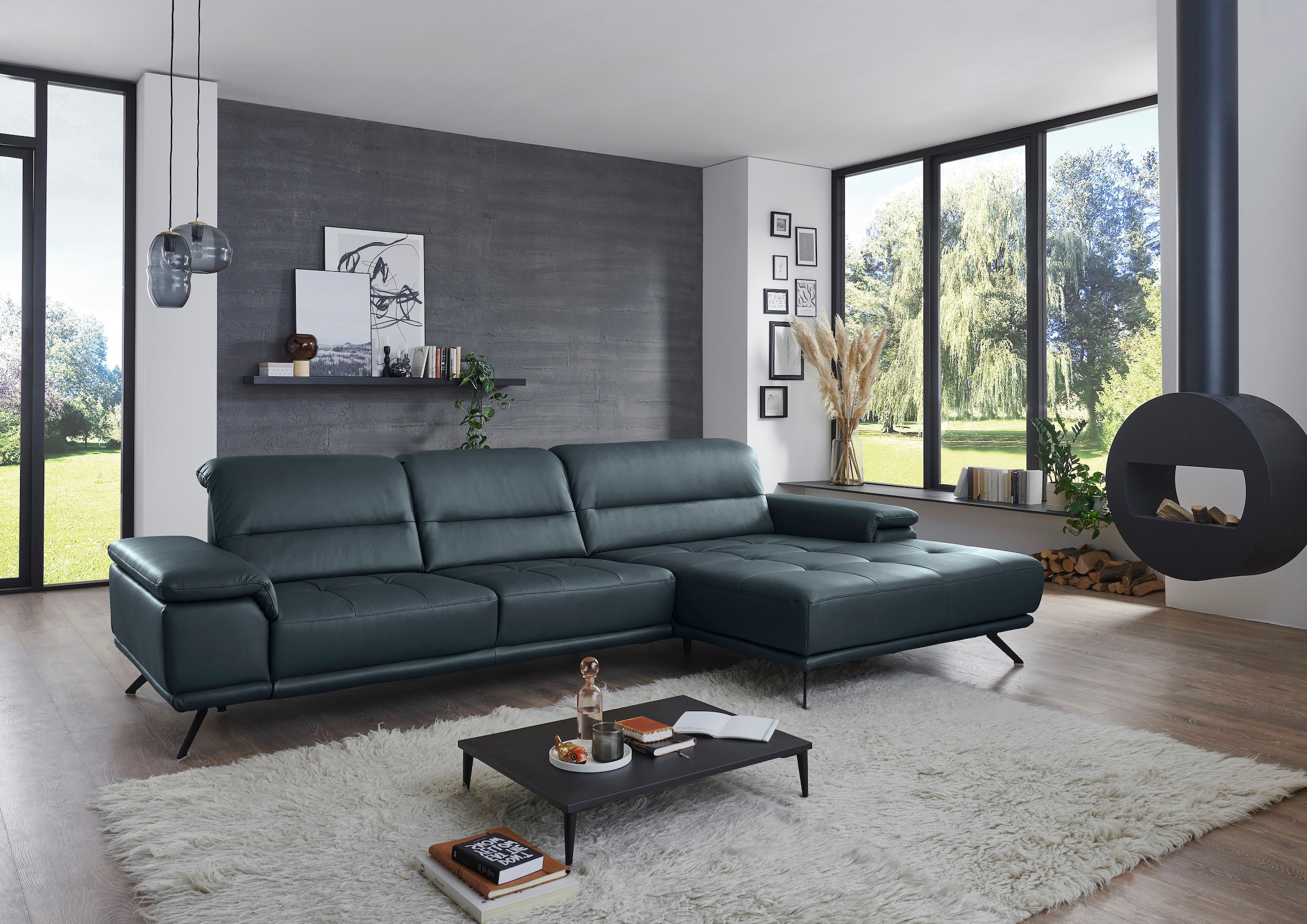 Die PlanBar Ecksofa "PN-EM19074, L-Form, Breite 343 cm" inkl. Sitztiefen- und Kopfteilverstellung
