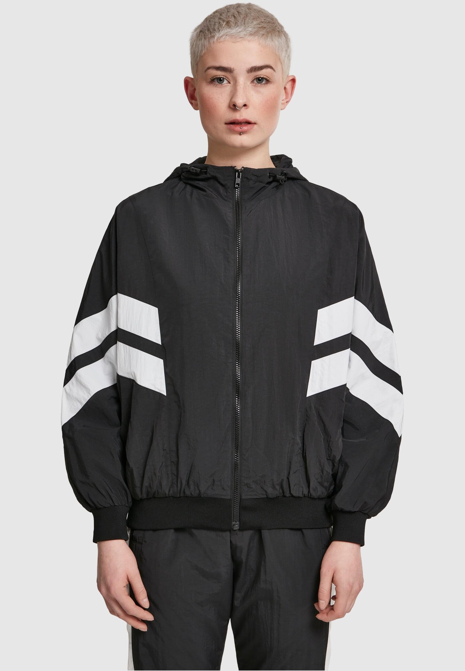URBAN CLASSICS Allwetterjacke »Urban Classics Damen Ladies Crinkle Batwing Jacket«, (1 St.), mit Kapuze
