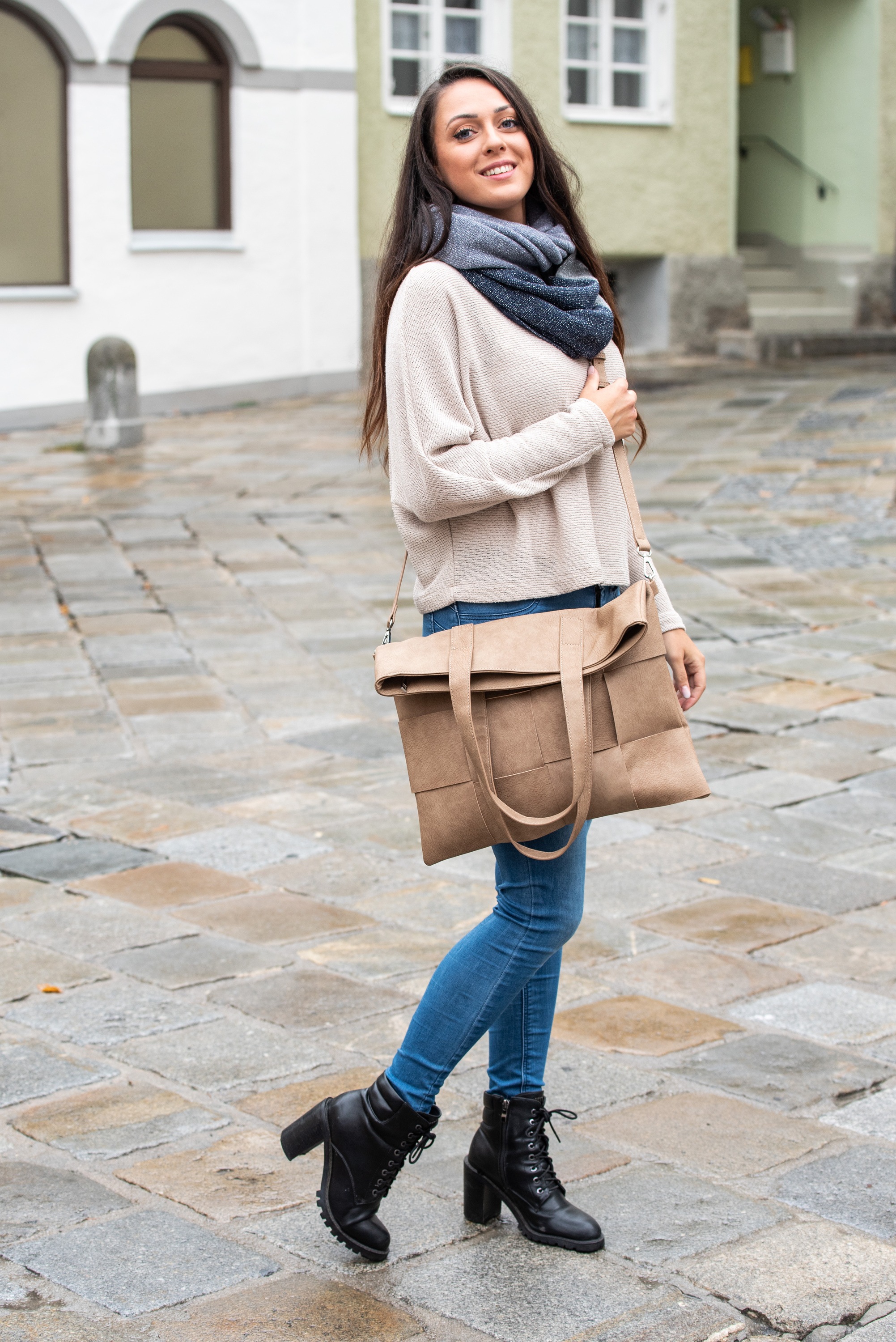 COLLEZIONE ALESSANDRO Schultertasche »Kiri« grob geflochtene Optik