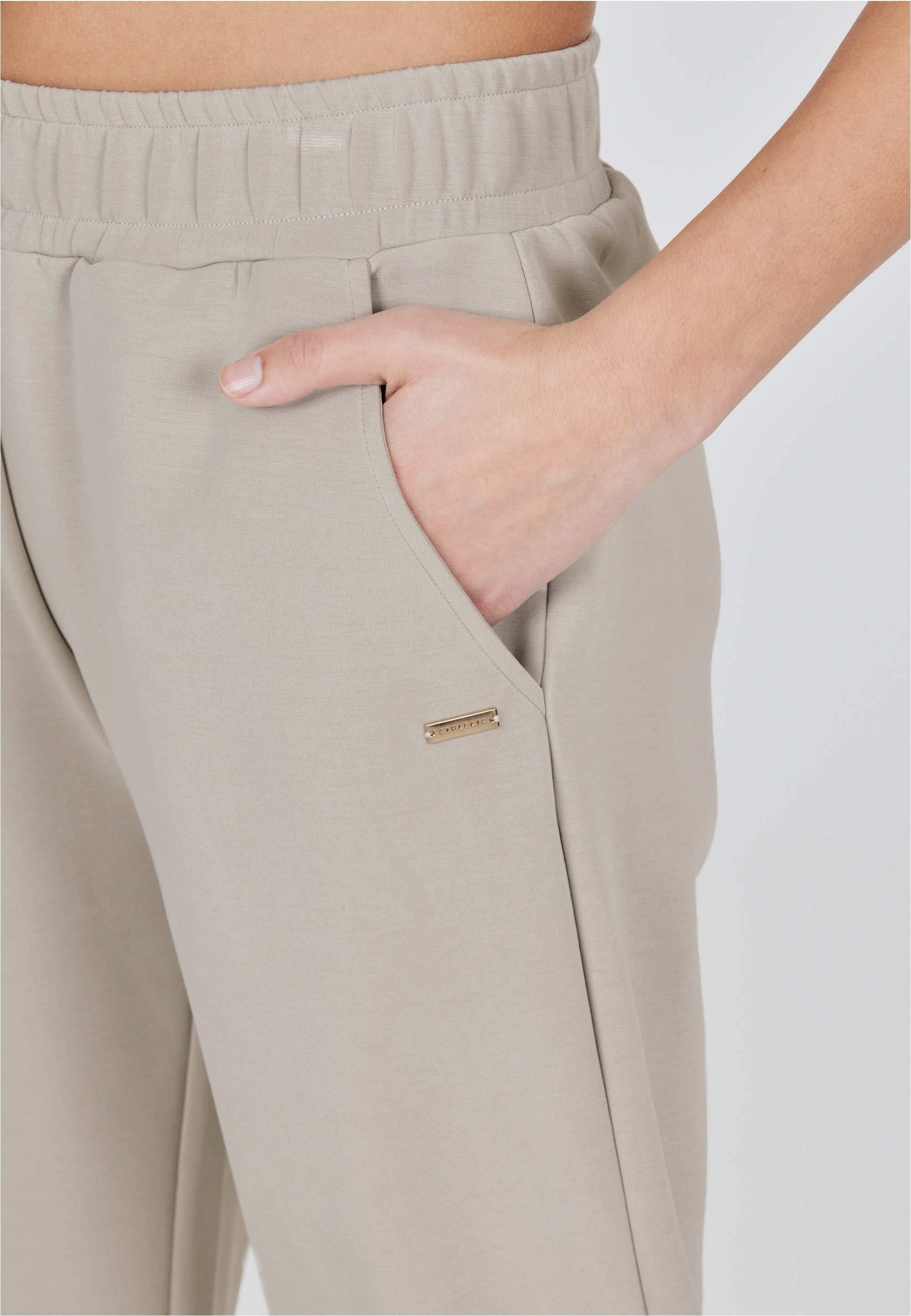 ATHLECIA Sweathose »Jillnana«, mit recyceltem Polyester