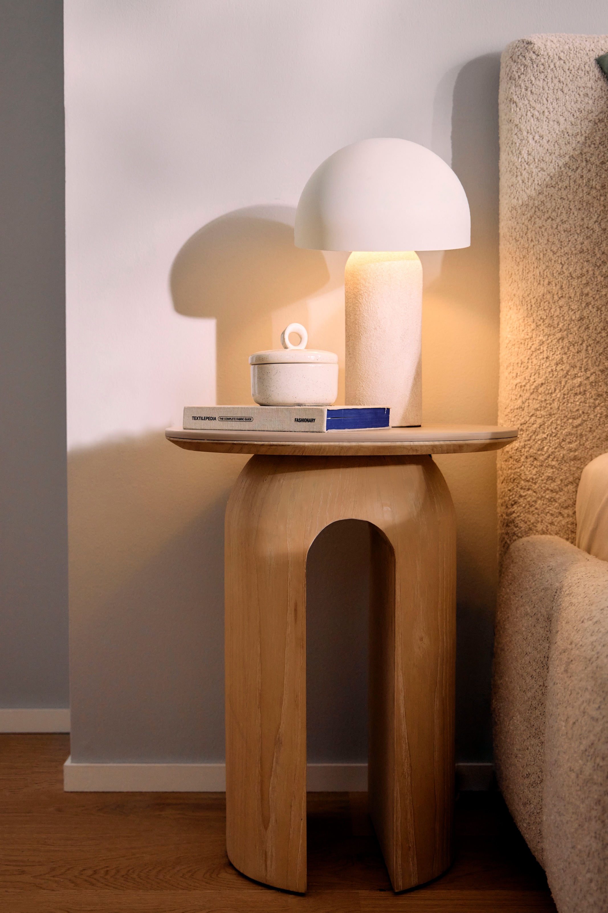 homsy by Ana Johnson Beistelltisch "Laysy" Holzdesign aus Esche, U-Form, Ke günstig online kaufen