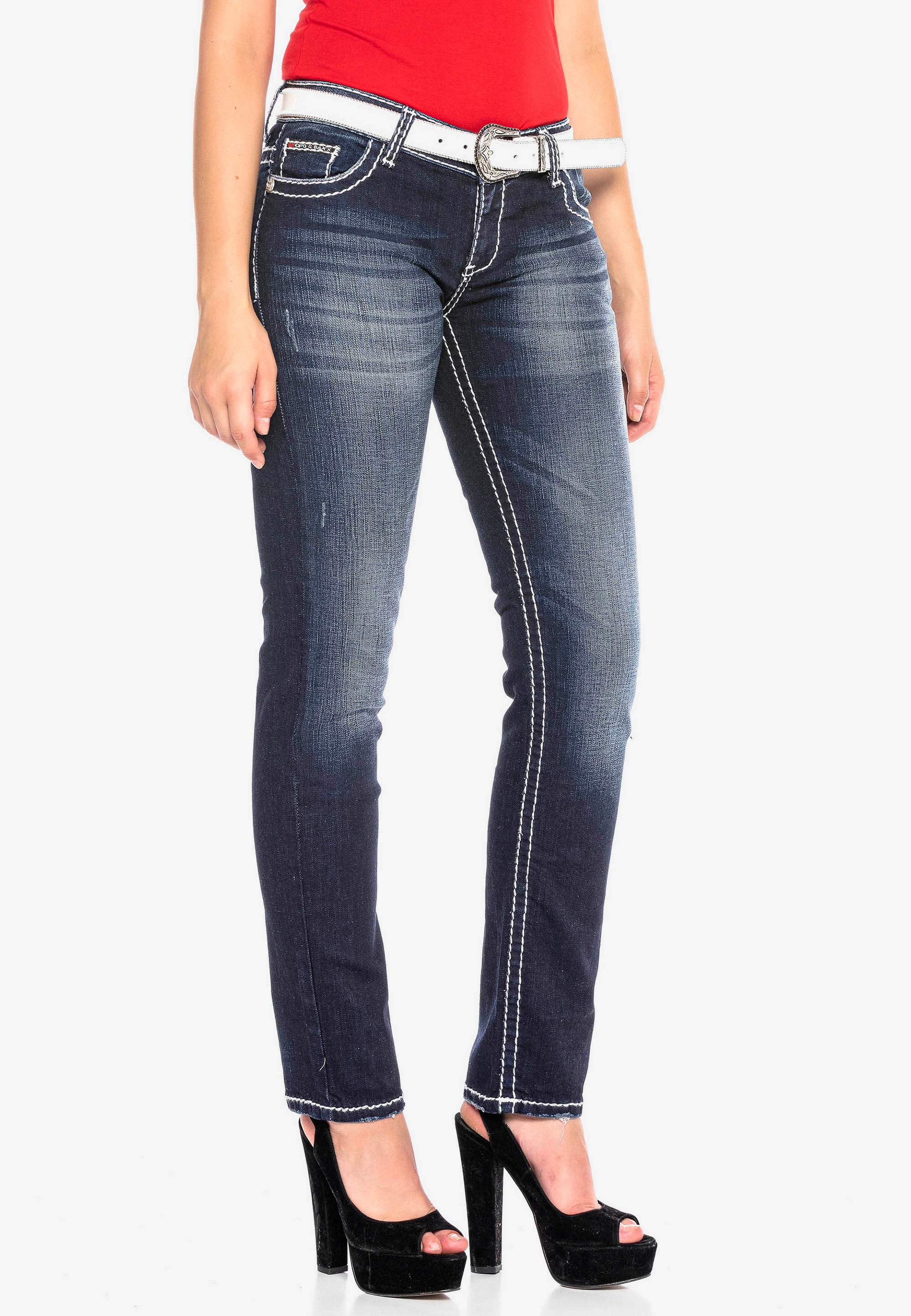 Cipo &amp; Baxx Bequeme Jeans mit kontrastierenden Ziernähten GU8991