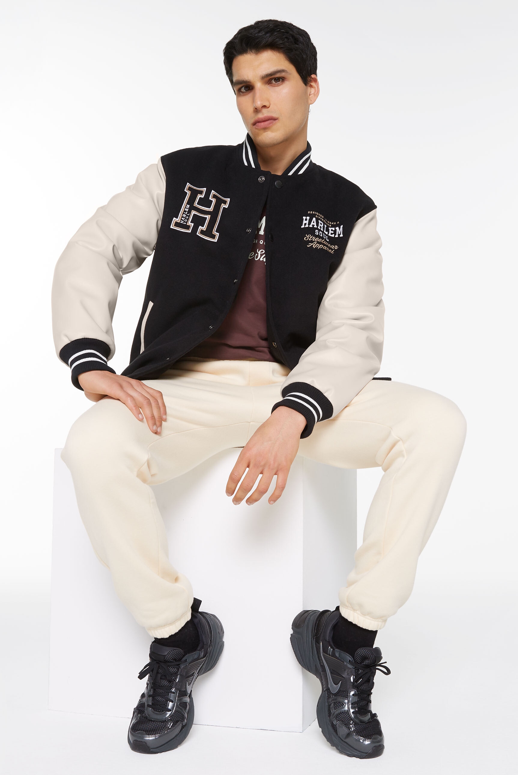 Harlem Soul Collegejacke, ohne Kapuze, mit Stickerei