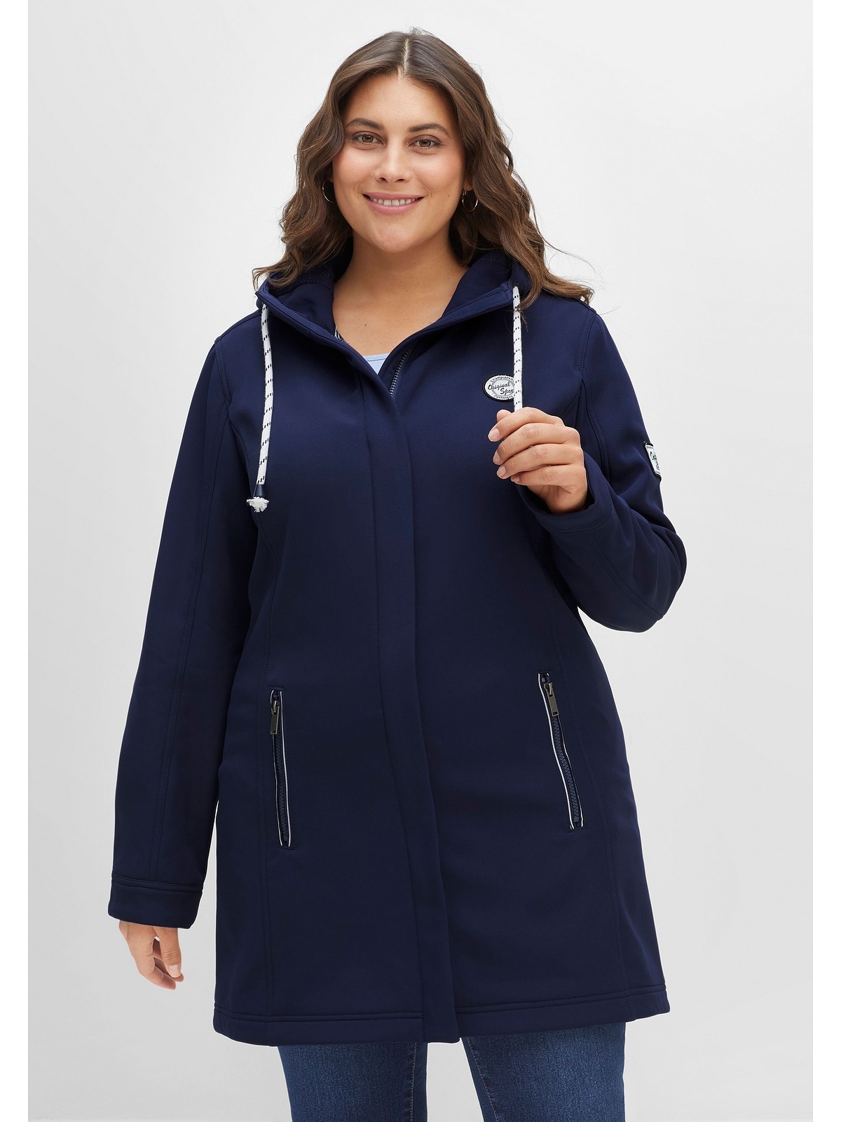 Sheego Softshelljacke "Große Größen", mit Kapuze, mit weicher Fleece-Innenseite