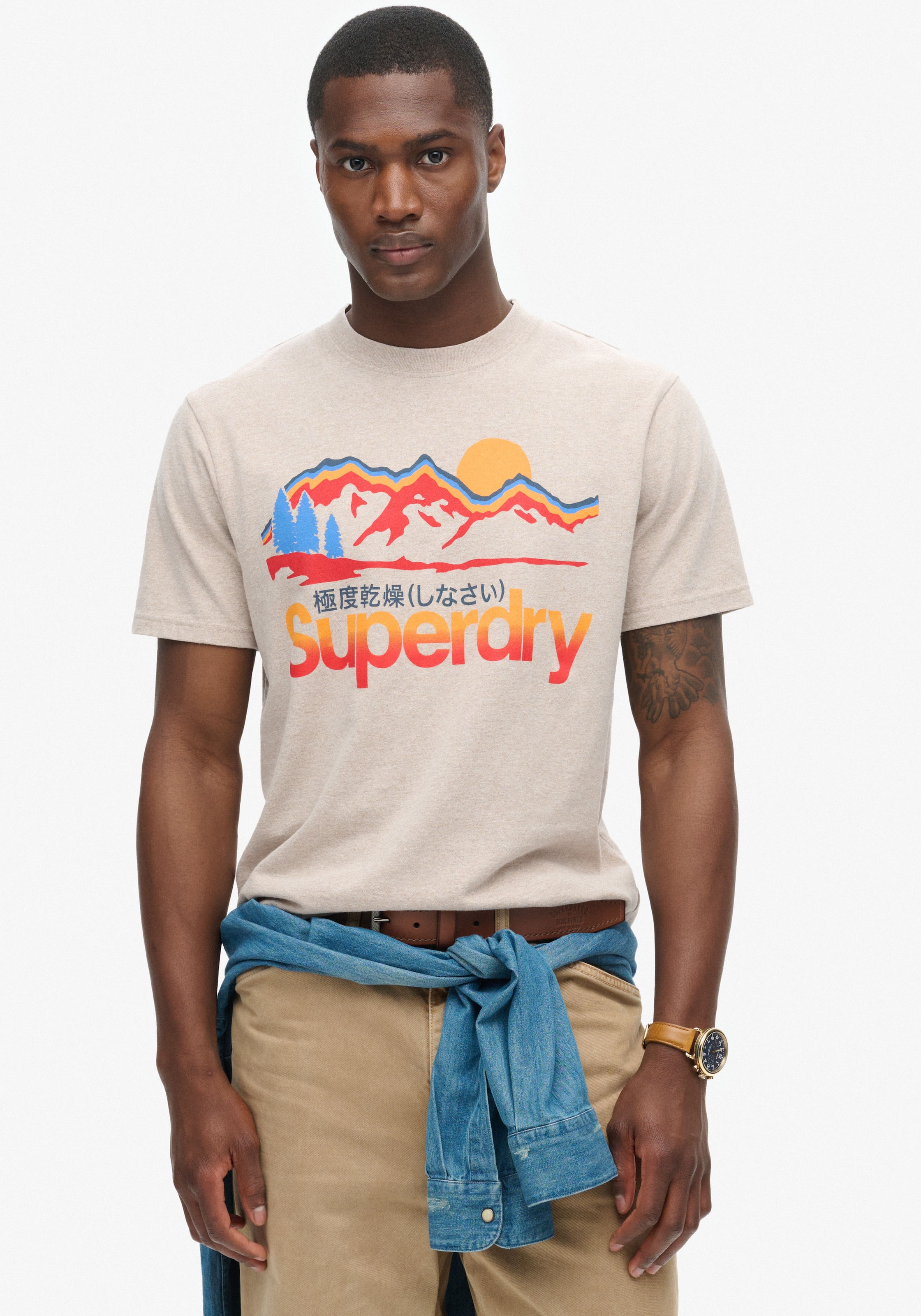 Superdry Rundhalsshirt "CL GREAT OUTDOORS GRAPHIC TEE"