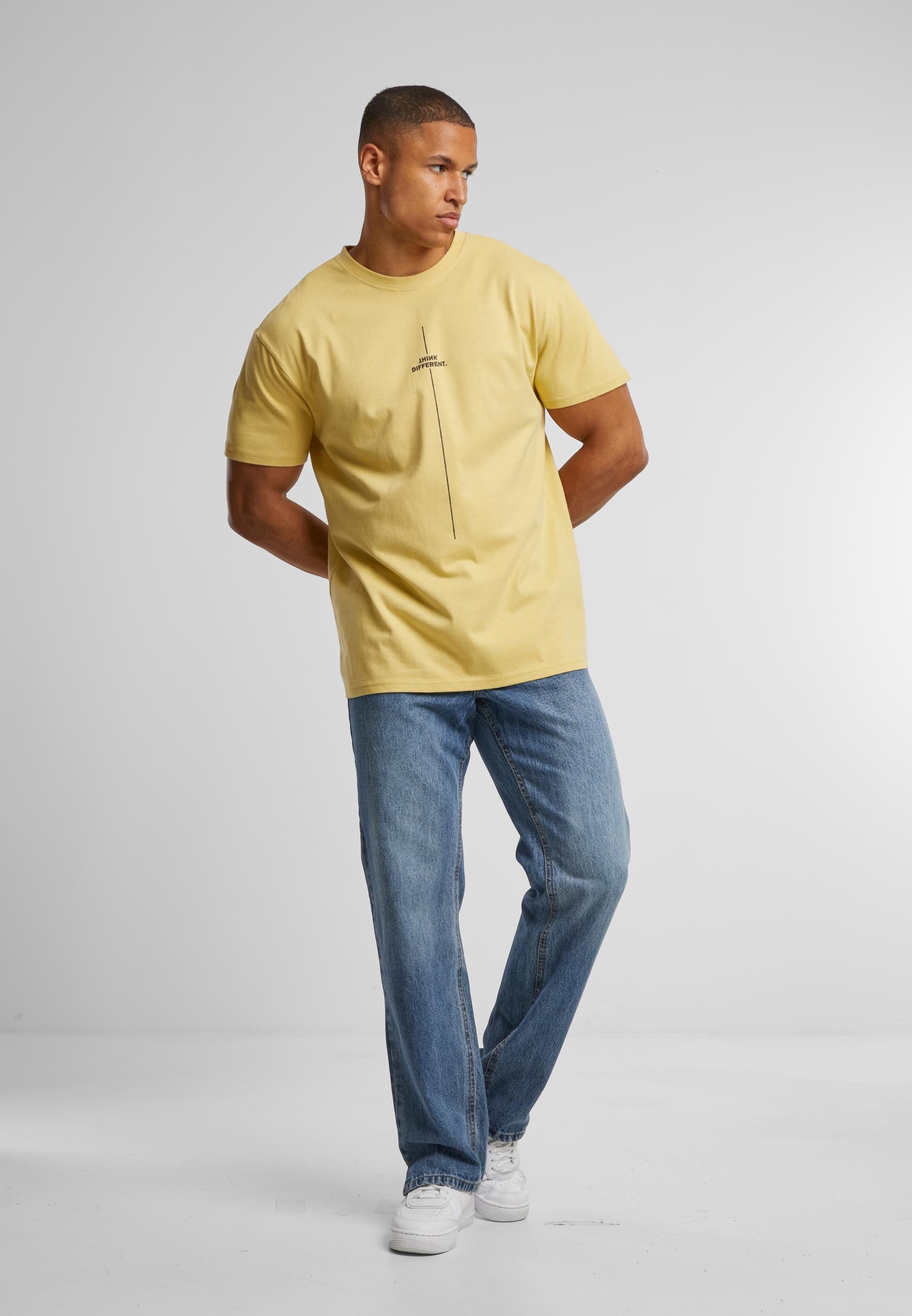 Merchcode T-Shirt »Merchcode Herren Think Different Heavy Oversized Tee«, (1 tlg.)