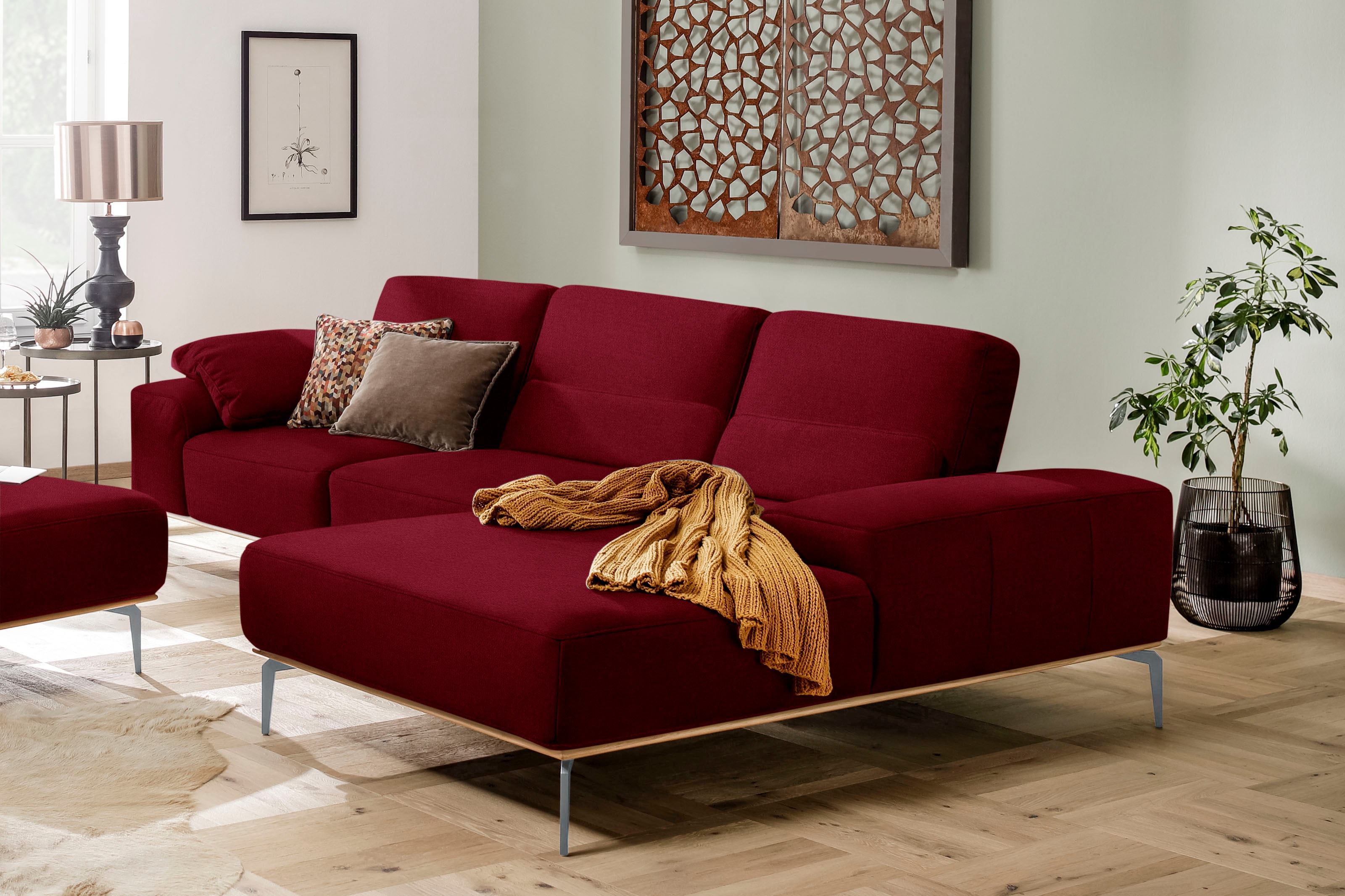W.SCHILLIG Ecksofa "run, Designsofa mit tollem Sitzkomfort, bequem, L-Form" mit elegantem Holzsockel, Füße in Silber matt, Breite 319 cm