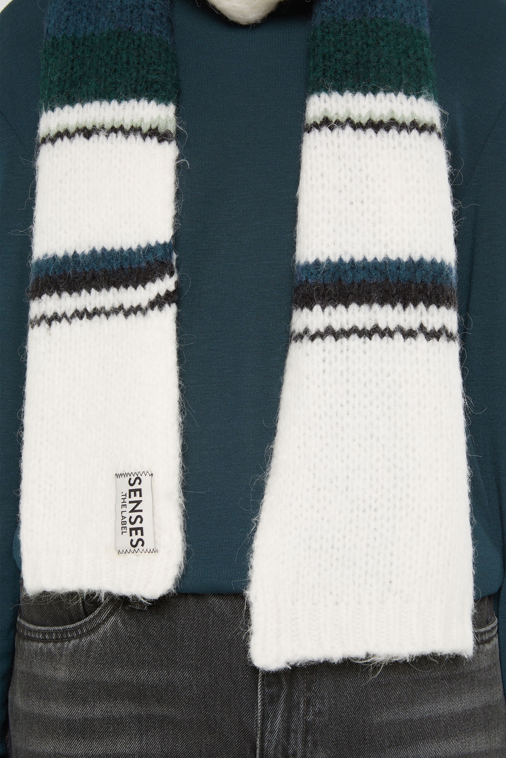 SENSES.THE LABEL Strickschal