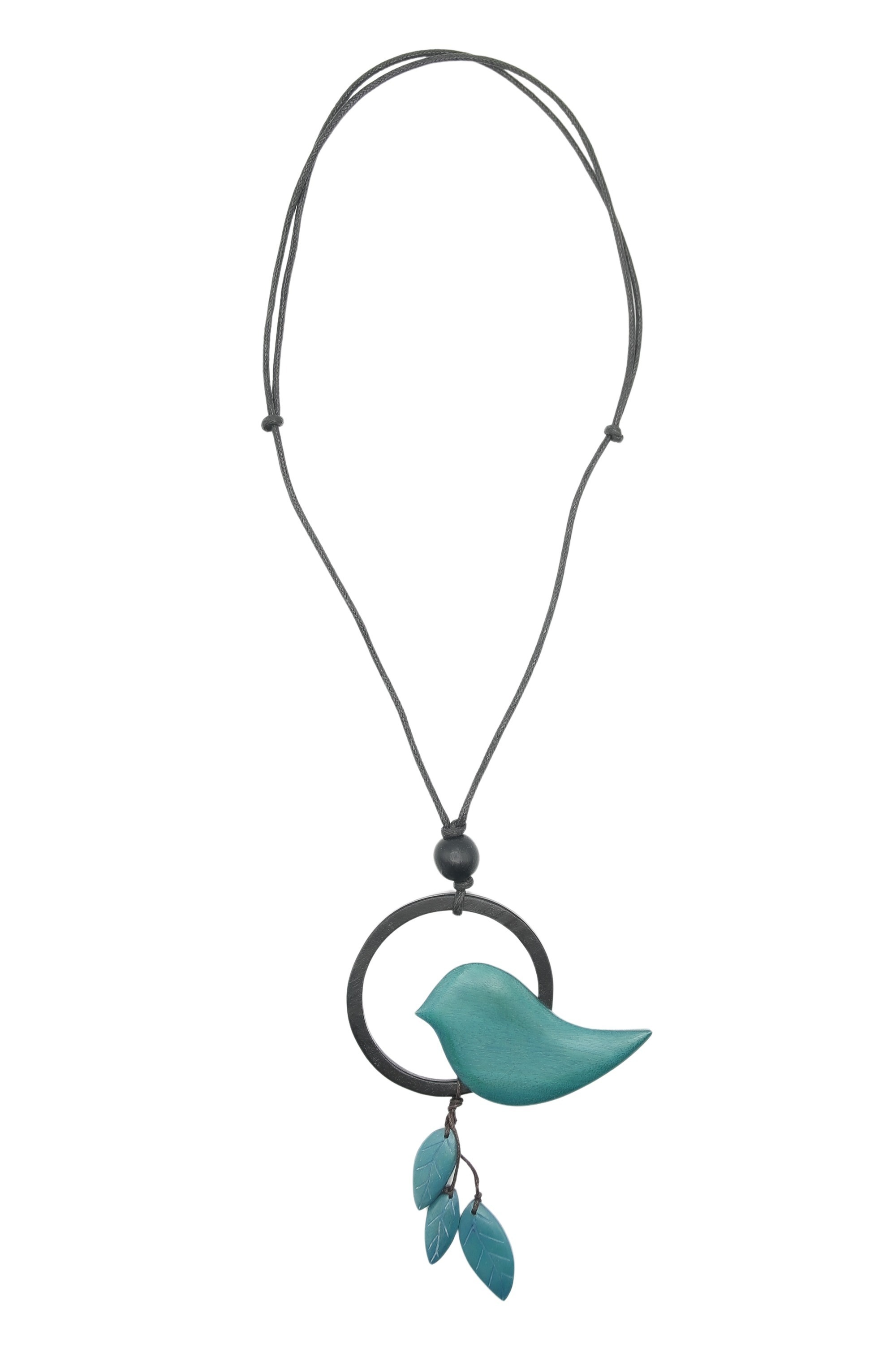 COLLEZIONE ALESSANDRO Lange Kette »Desna«, mit Vogel und Ring aus Holz als Anhänger