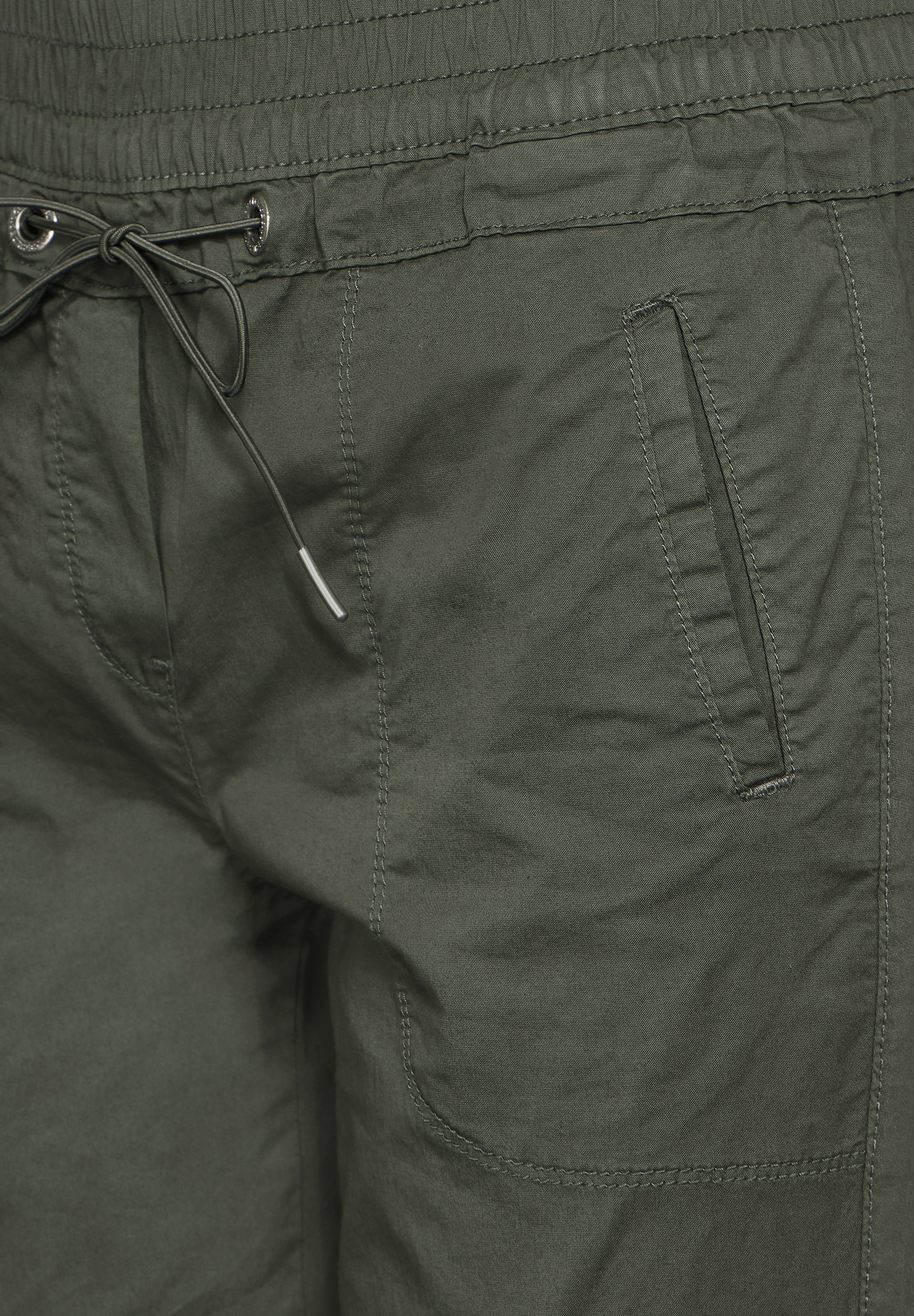 Cecil Cargohose, im Cargo-Style