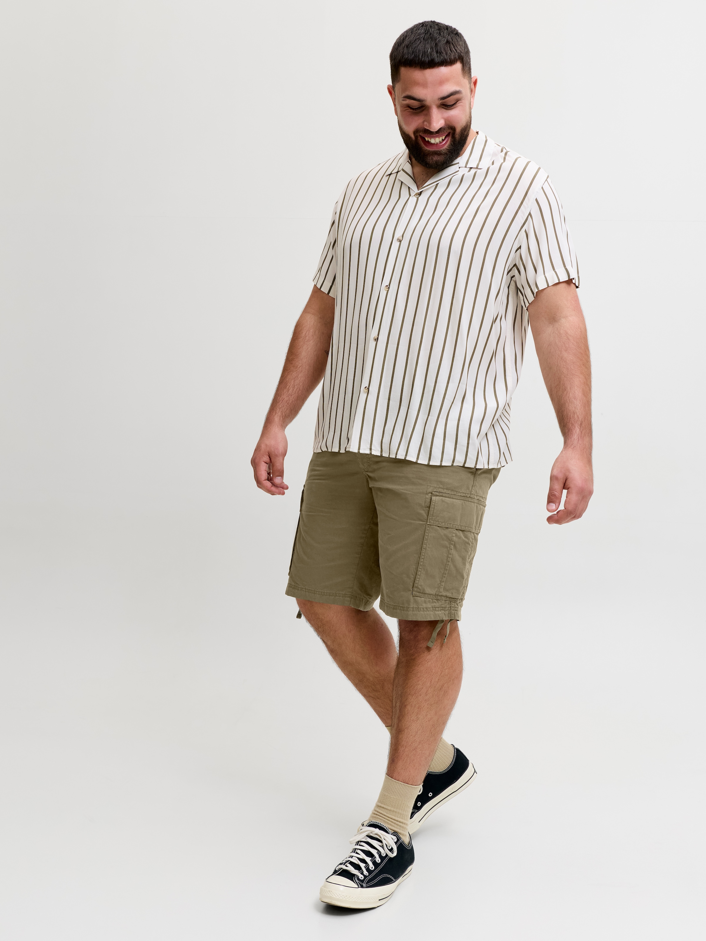Jack & Jones PlusSize Cargoshorts »JPSTCOLE FRANK CARGO SHORT MID SN PLS«  mit Taschenbändern