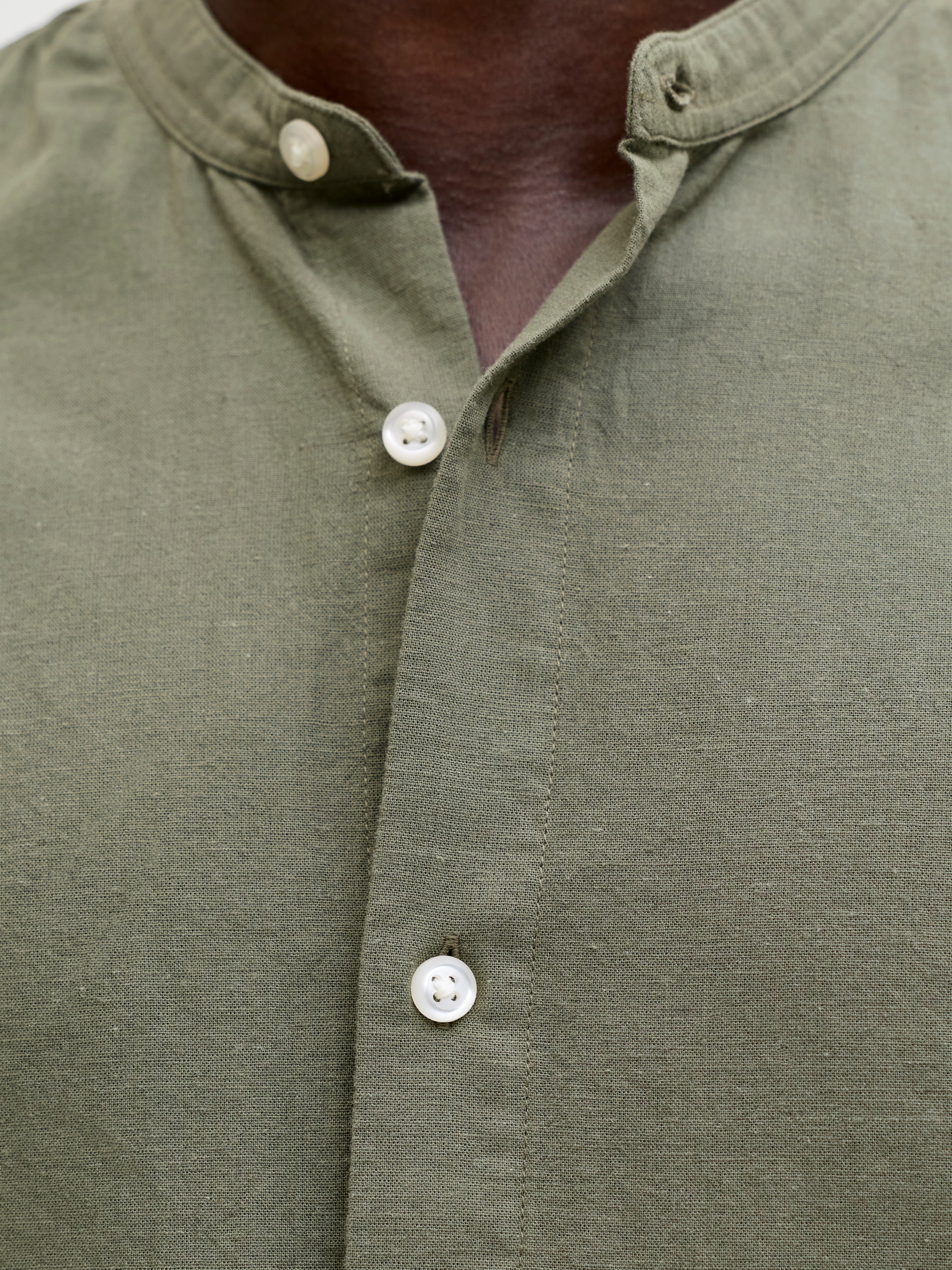 Jack & Jones Langarmhemd »JJEBREEZE LINEN BLEND BAND SHIRT L/S SN« mit Stehkragen