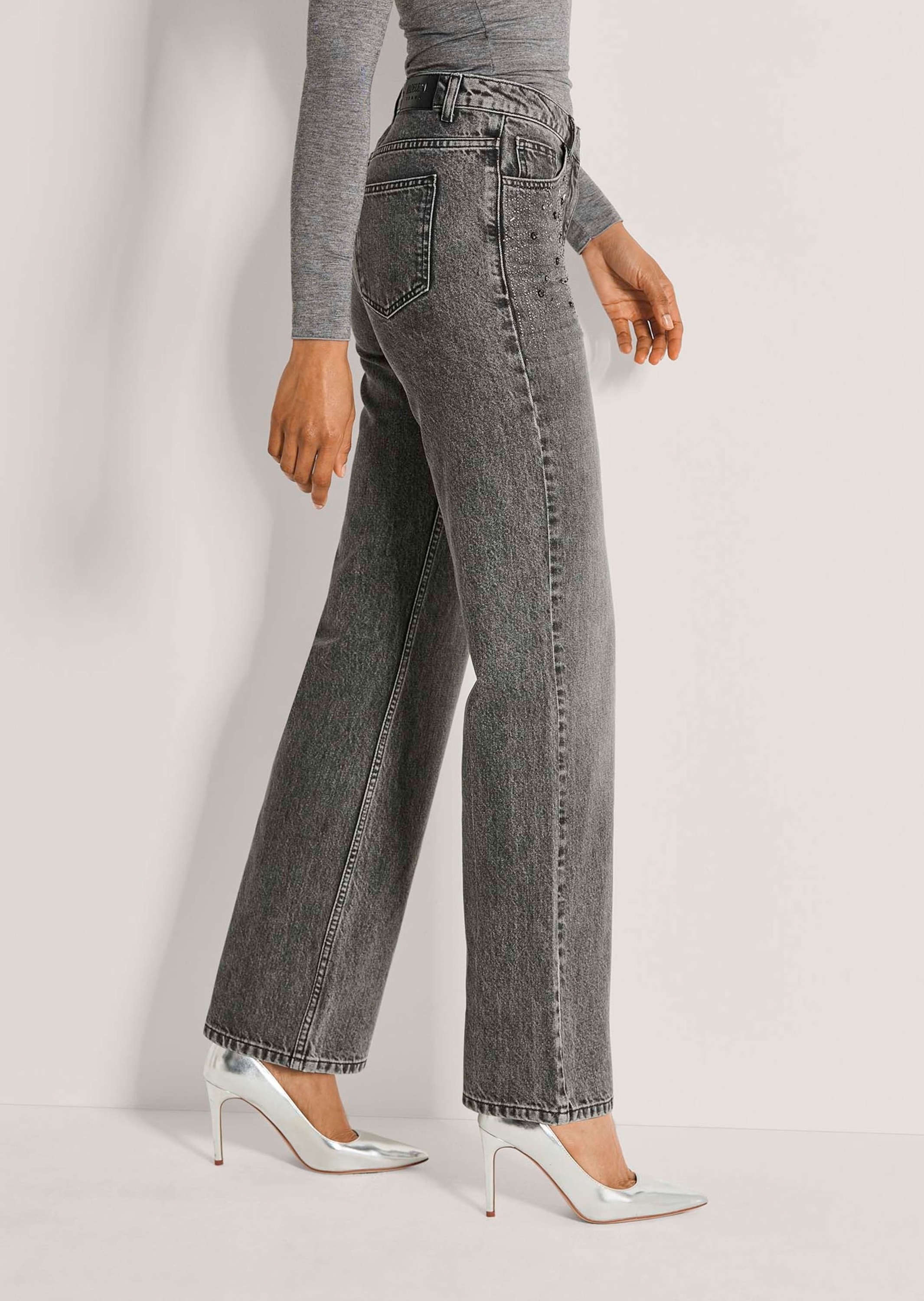 MADELEINE Regular-fit-Jeans »Hose Gerade Jeans mit Strass-Elementen«