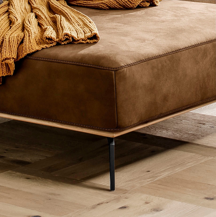 W.SCHILLIG Ecksofa »run, Designsofa mit tollem Sitzkomfort, bequem, L-Form«, mit Holzsockel, Füße in Schwarz pulverbeschichtet, Breite 299 cm
