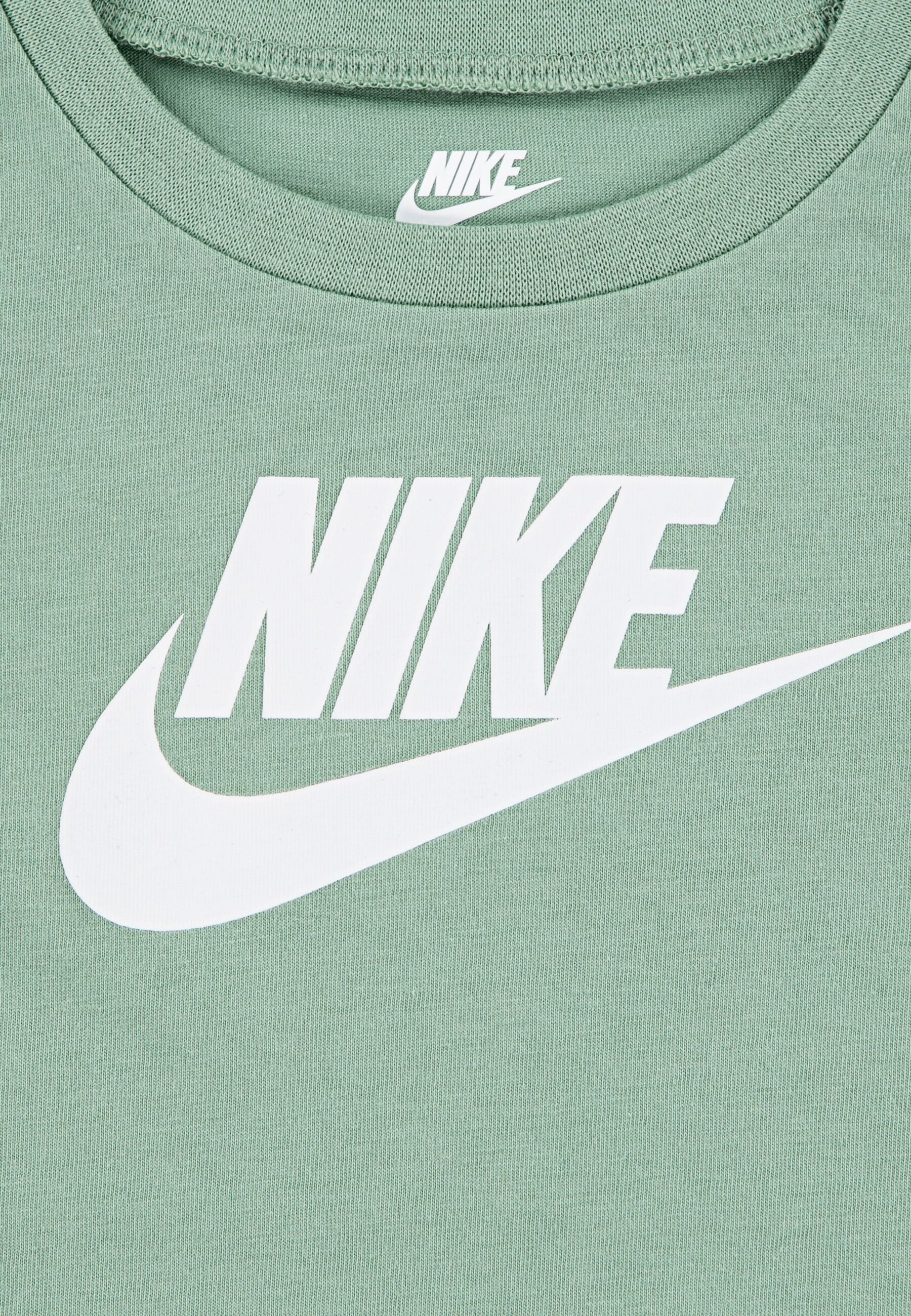 Nike Sportswear T-Shirt & Shorts »NKN CLUB TEE AND SHORT SET«, für Kinder