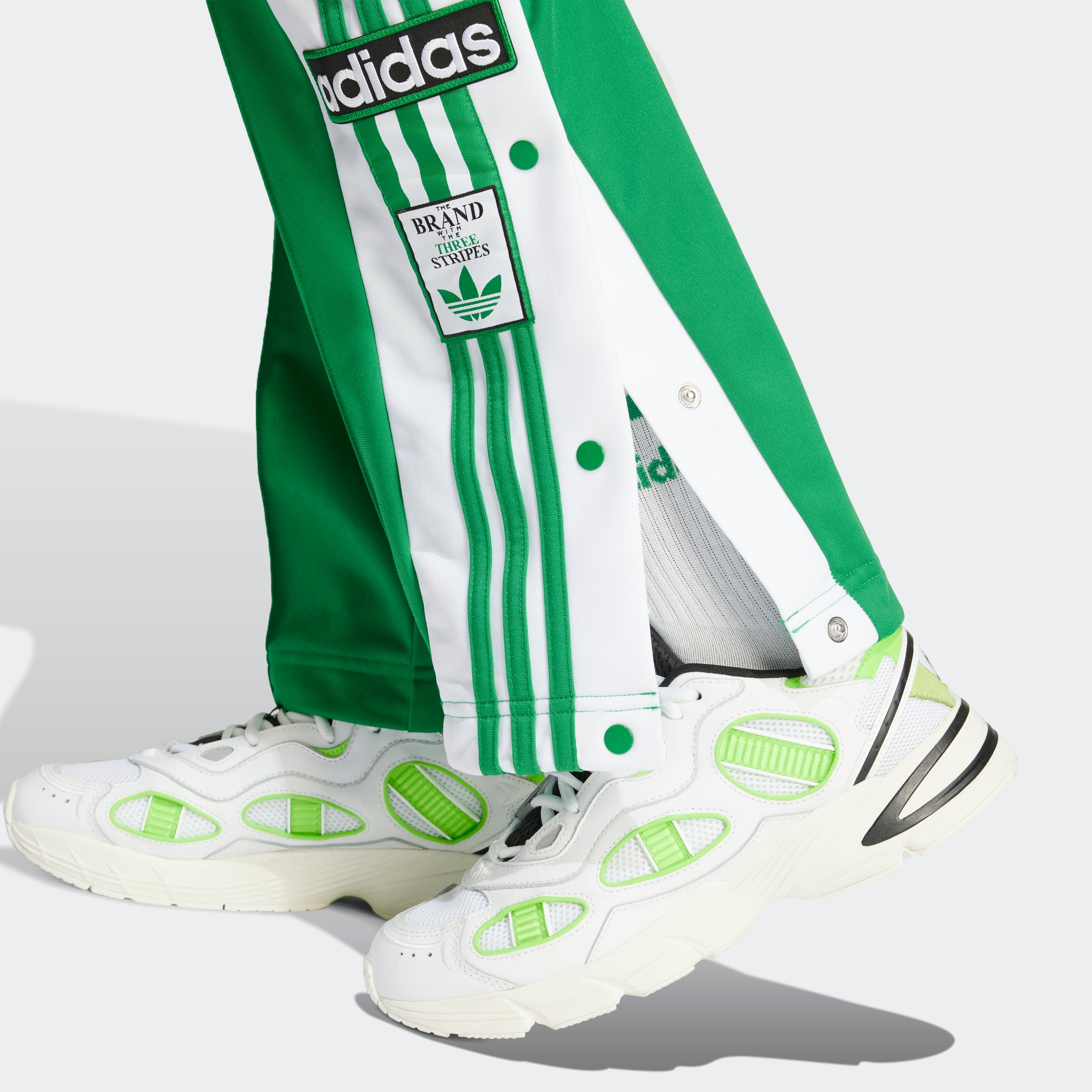 adidas Originals Sporthose »ADIBREAK PANT«, (1 tlg.), Knopfhose, Knopfleiste am Bein