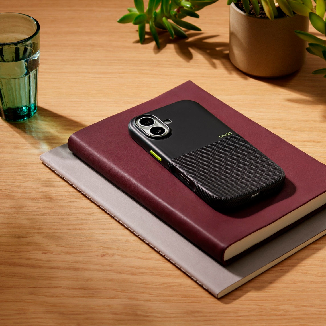 Apple Smartphone-Hülle »iPhone 17 Rugged Case mit MagSafe und Kamerasteuerung« Apple iPhone 17 16,0 cm (6,3 Zoll)