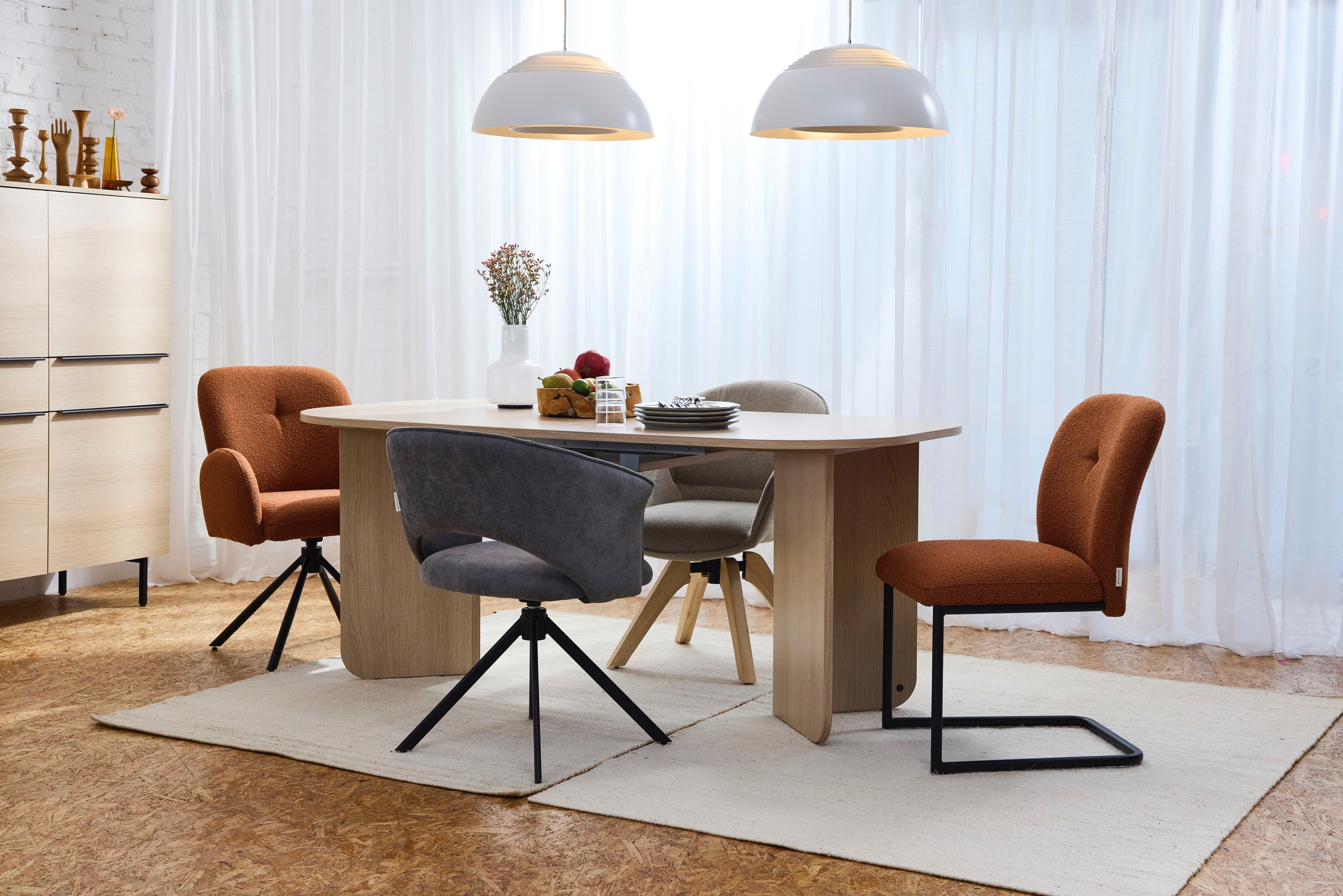 TOM TAILOR HOME Esstisch "ROUNDES TABLE", Tischplatte und -beine mit gerund günstig online kaufen