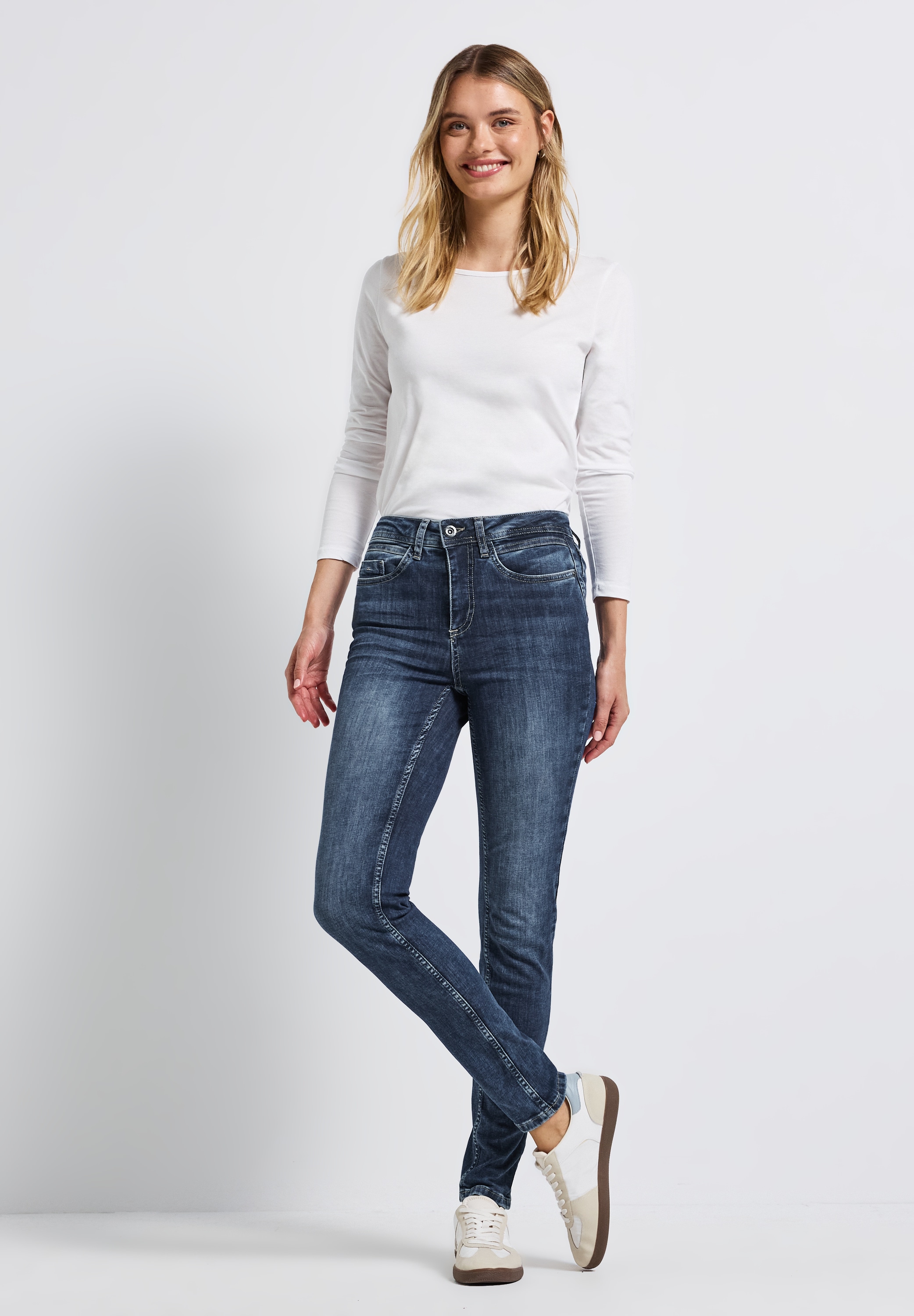 STREET ONE Slim-fit-Jeans, aus Baumwolle mit Stretchanteil