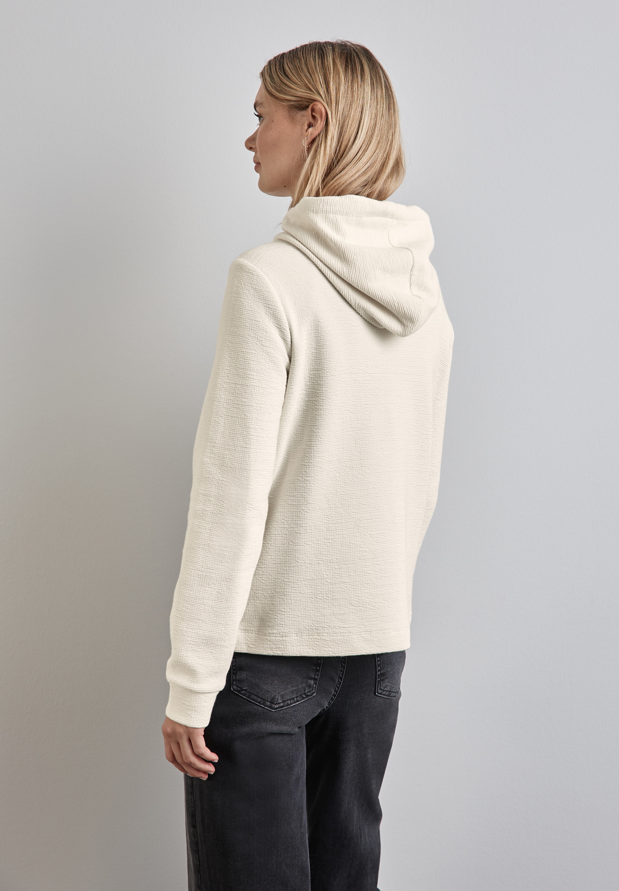 STREET ONE Kapuzensweatjacke, in Struktur-Optik