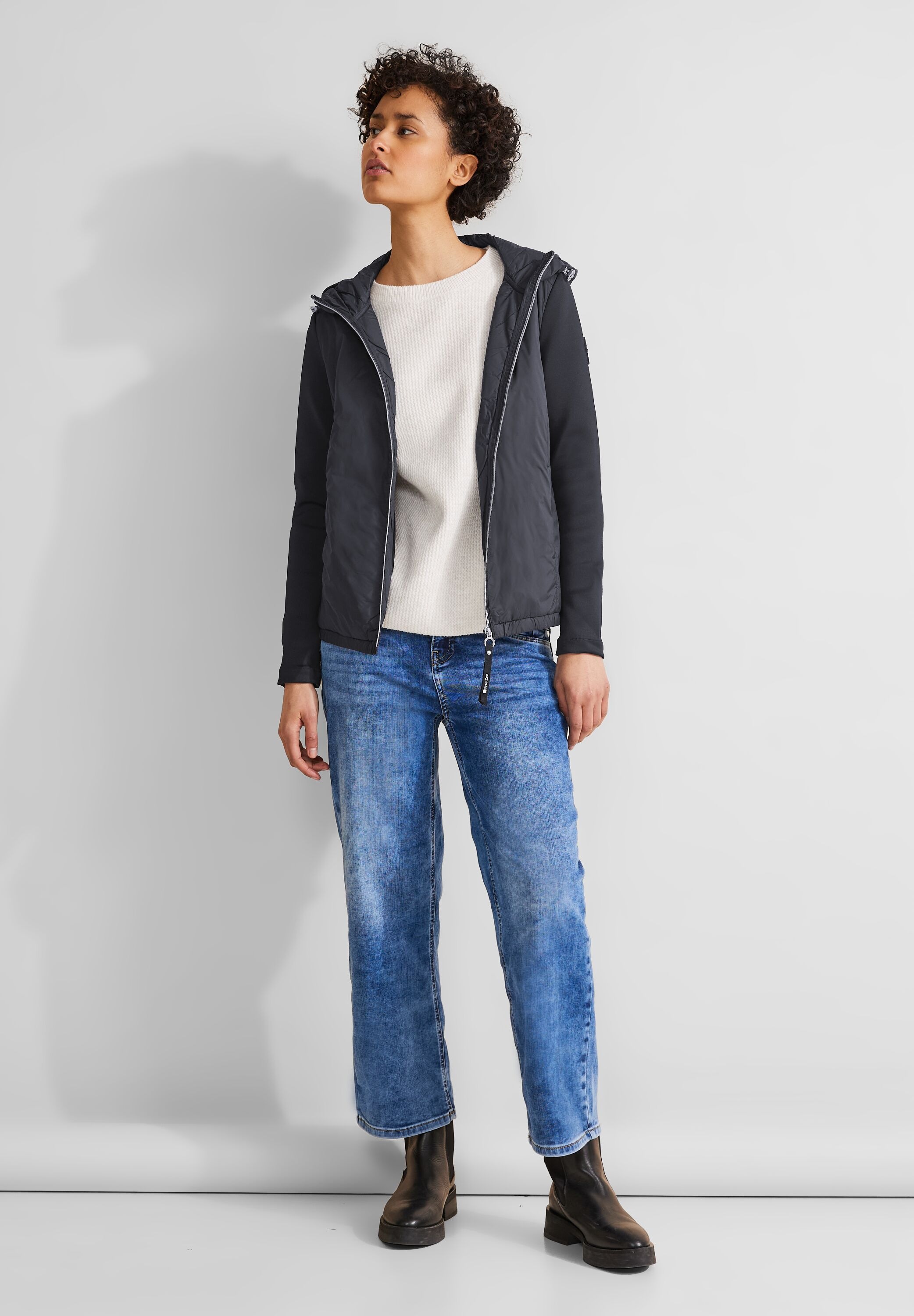 STREET ONE Windbreaker, mit Kapuze, mit Kapuze mit Tunnelzugband