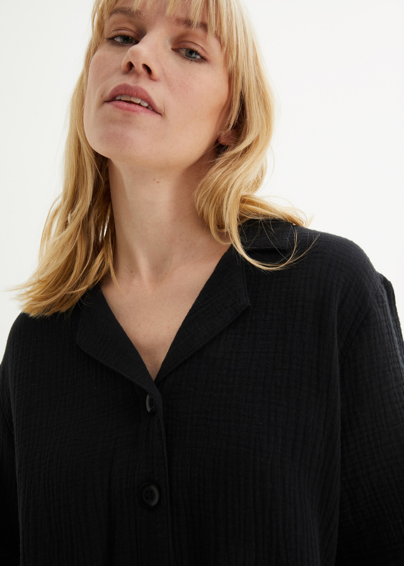 bonprix Hemdbluse weite Passform, mit halbarm, aus Baumwolle, verlängerter Rückensaum