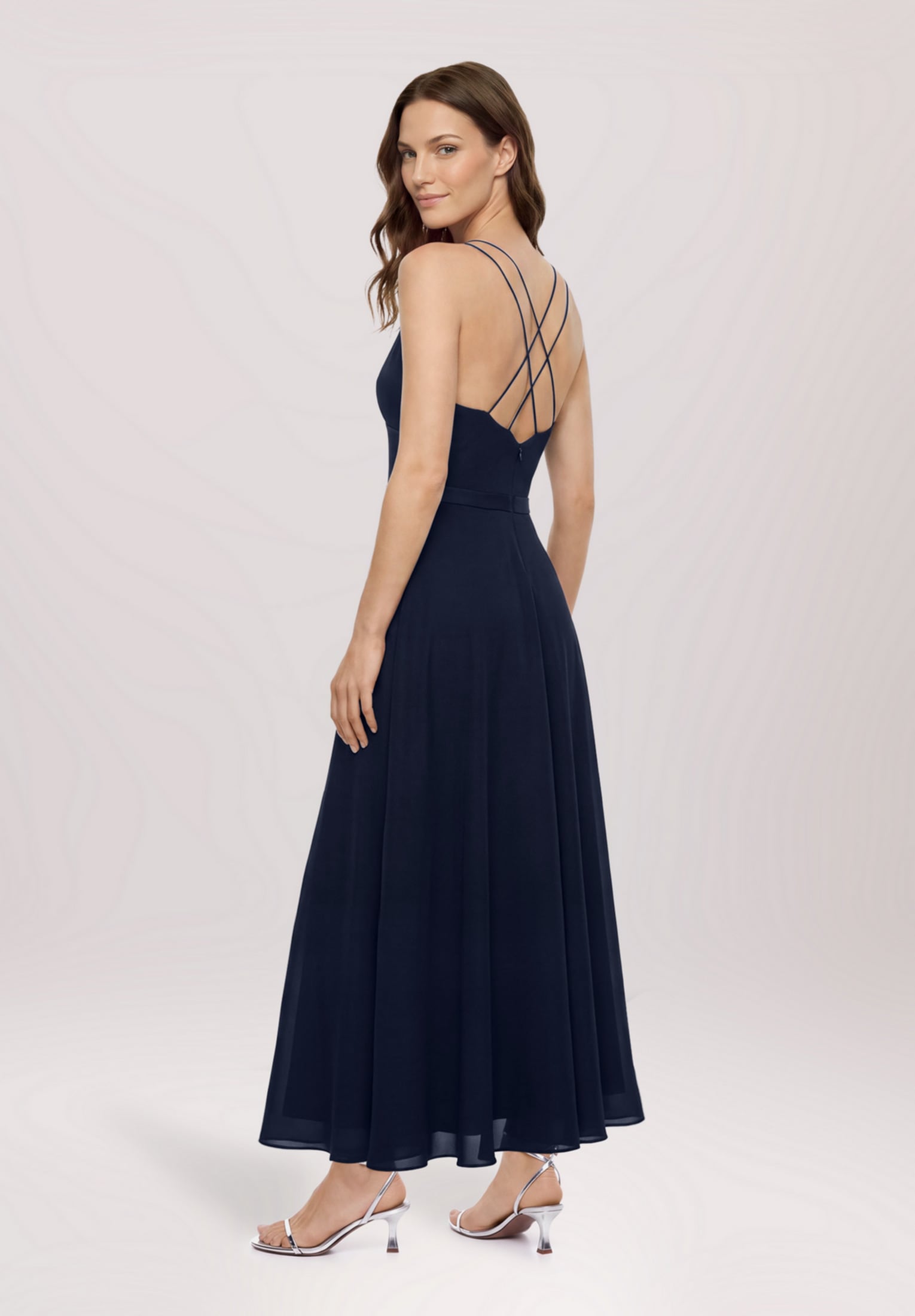 Vera Mont Abendkleid »Damen mit Volant« Nahttasche Design