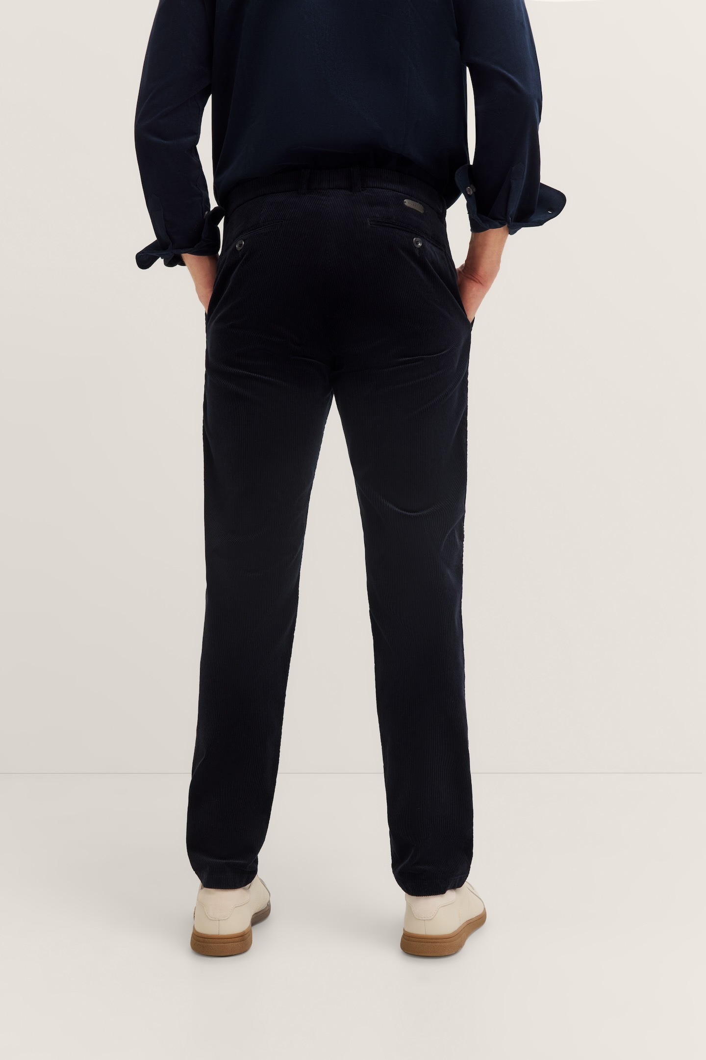 bugatti Cordhose »Modern Fit«, mit Soft Touch & Stretch-Komfort