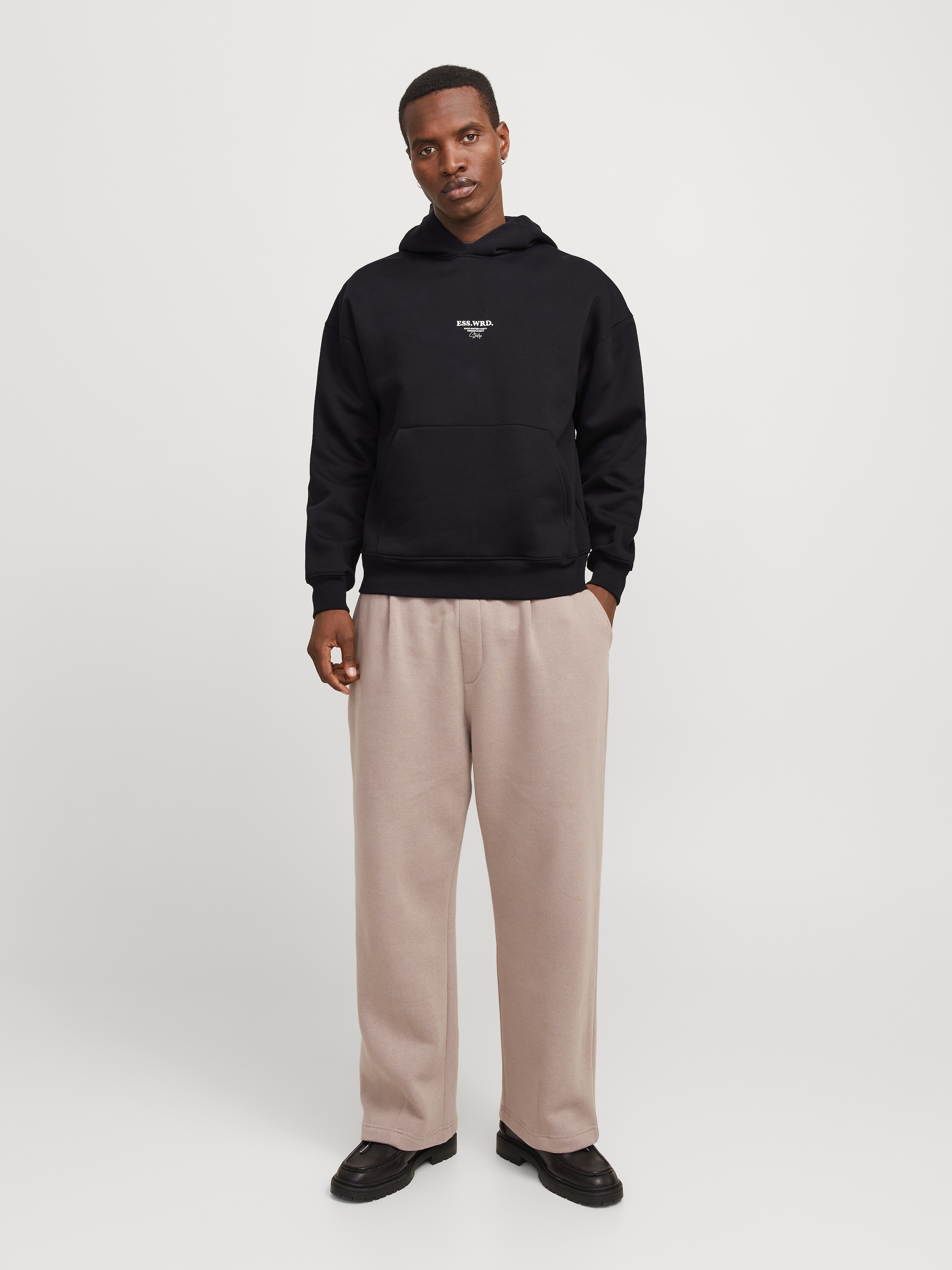 Jack & Jones Kapuzensweatshirt »JJEURBAN EDGE STUDIO SWEAT HOOD NOOS«, mit Front und Back Print