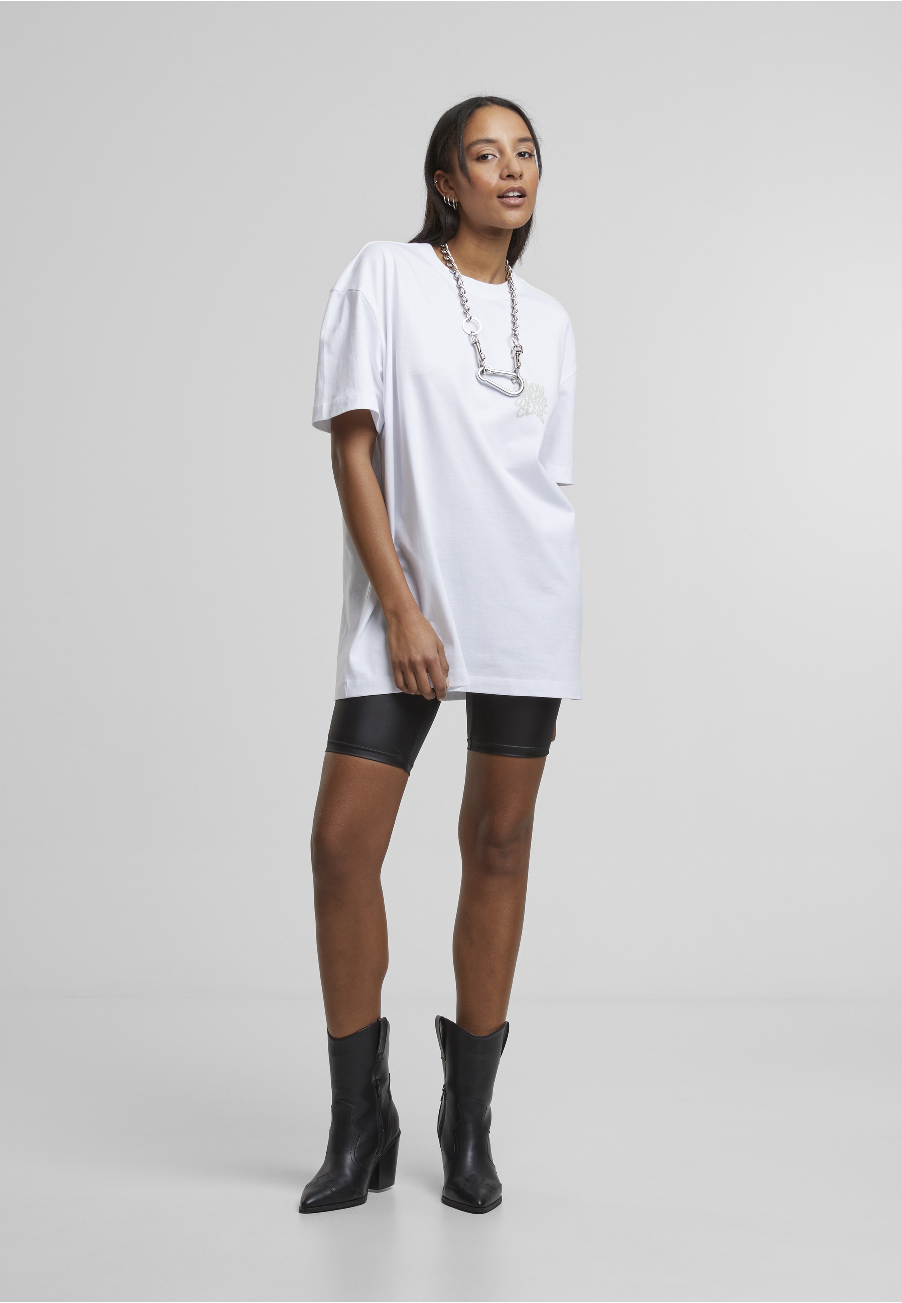URBAN CLASSICS T-Shirt »Urban Classics Ladies Cotton Logo Shirt« 1