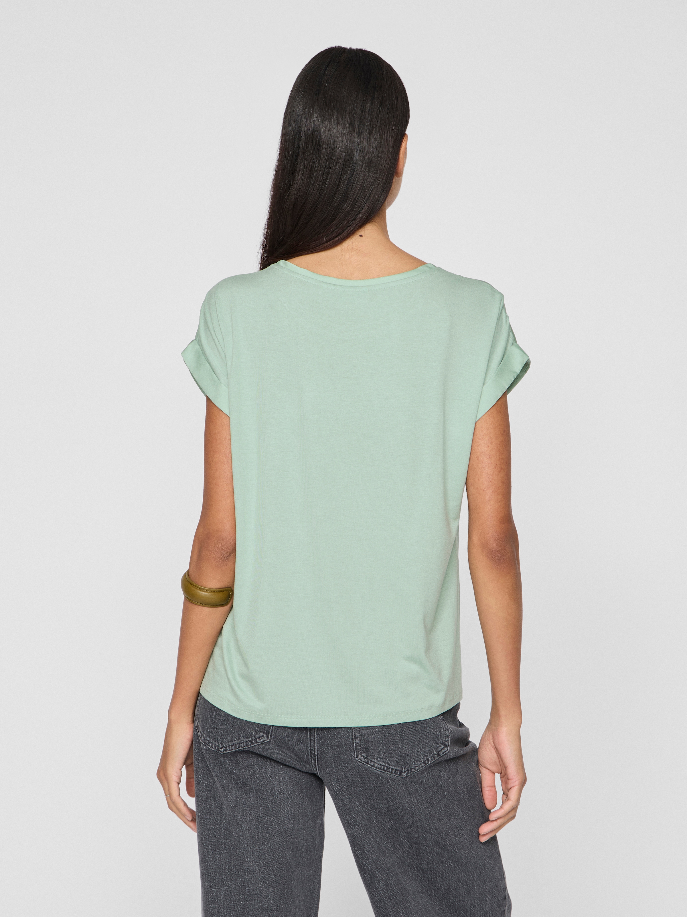 Vila Kurzarmshirt »VIELLETTE S/S SATIN TOP - NOOS«, Satin Optik