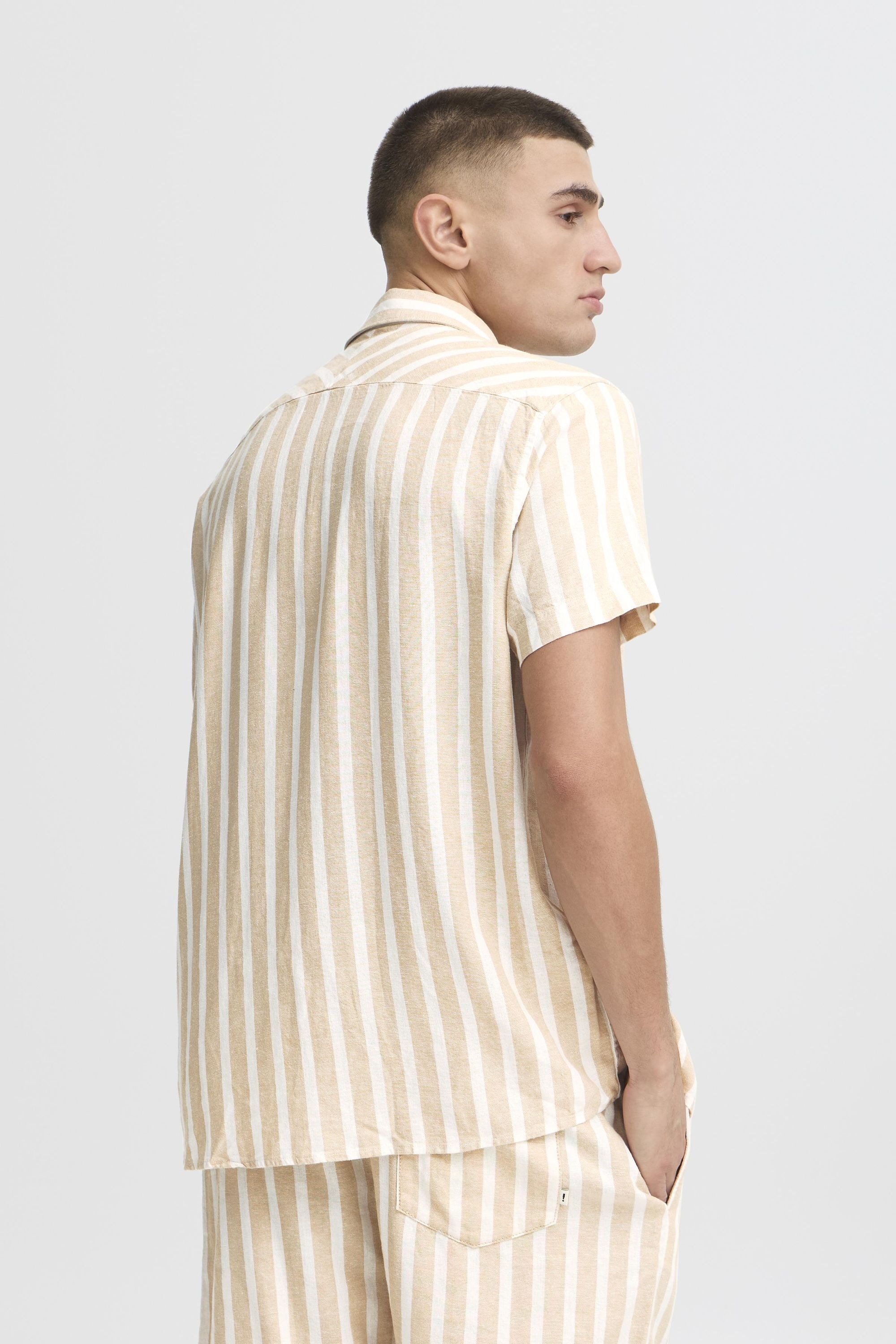 !solid Kurzarmshirt SOLID "Kurzarmhemd SDFried", Herren, Gr. M, beige (curds, whey), Obermaterial: 58% Leinen LI. 42% Viskose CV., Hemden 3