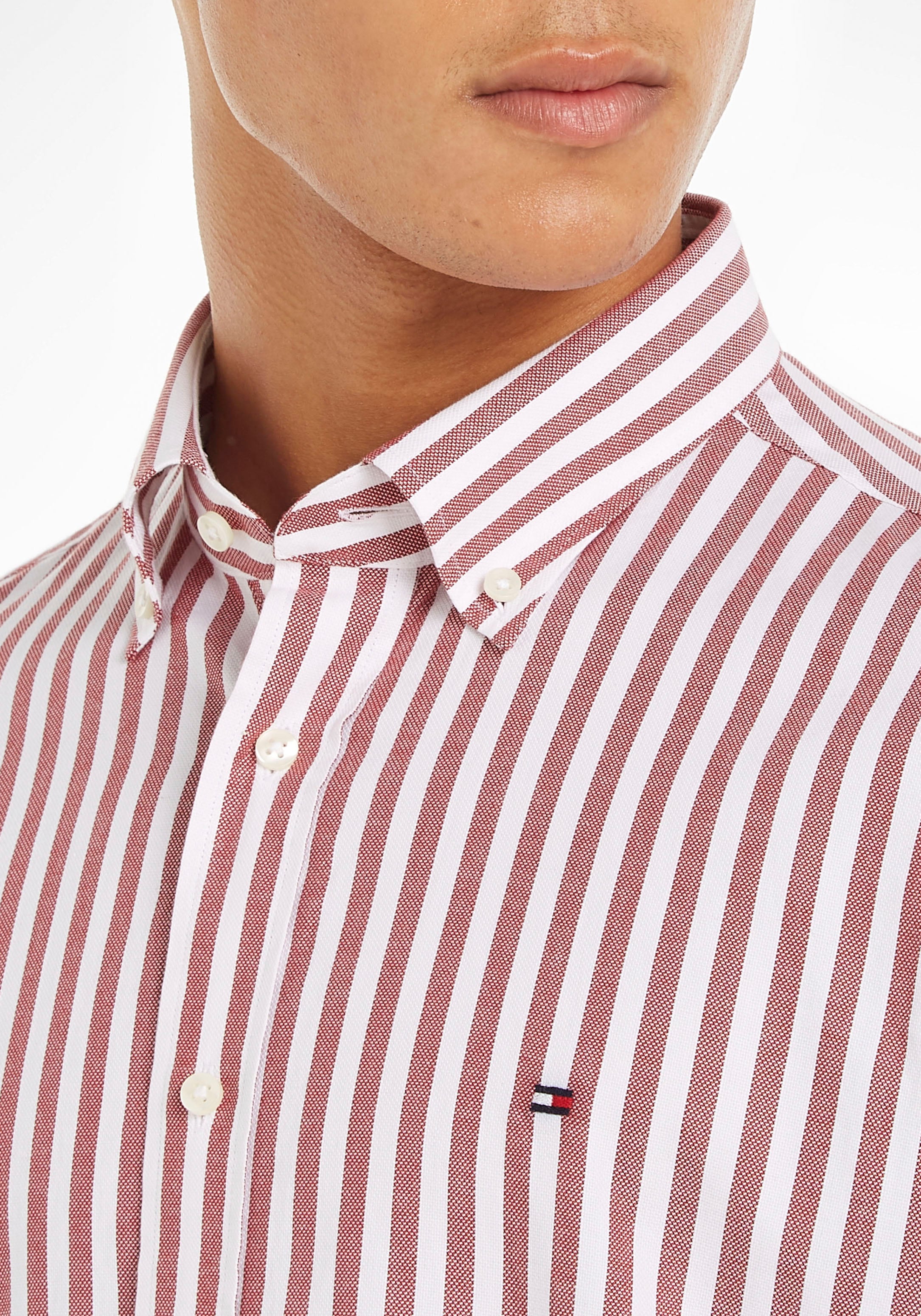 Tommy Hilfiger TAILORED Langarmhemd »CL-W ROYAL OXF STRIPE RF SHIRT«, mit Button-down-Kragen