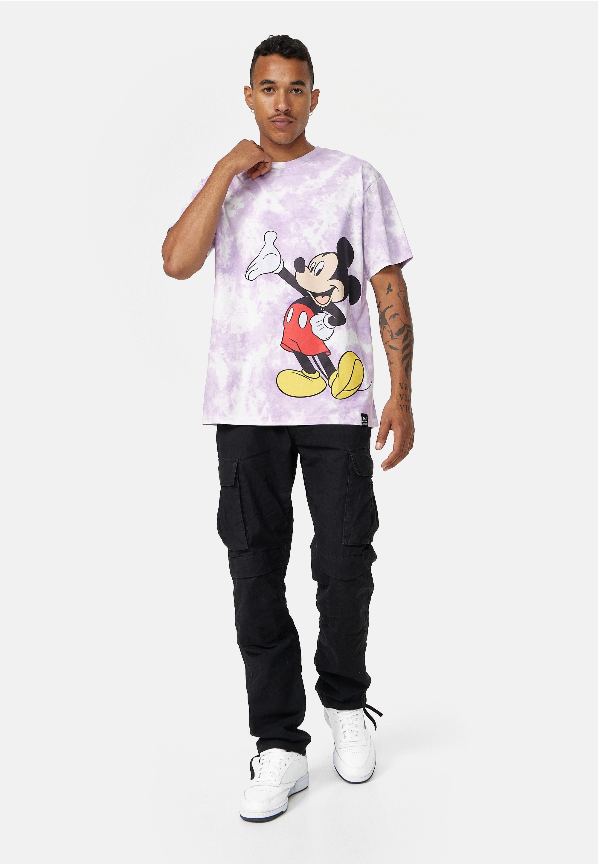 Recovered T-Shirt »Disney Hand Up Mickey«, (1 tlg.), im zeitlosen Design