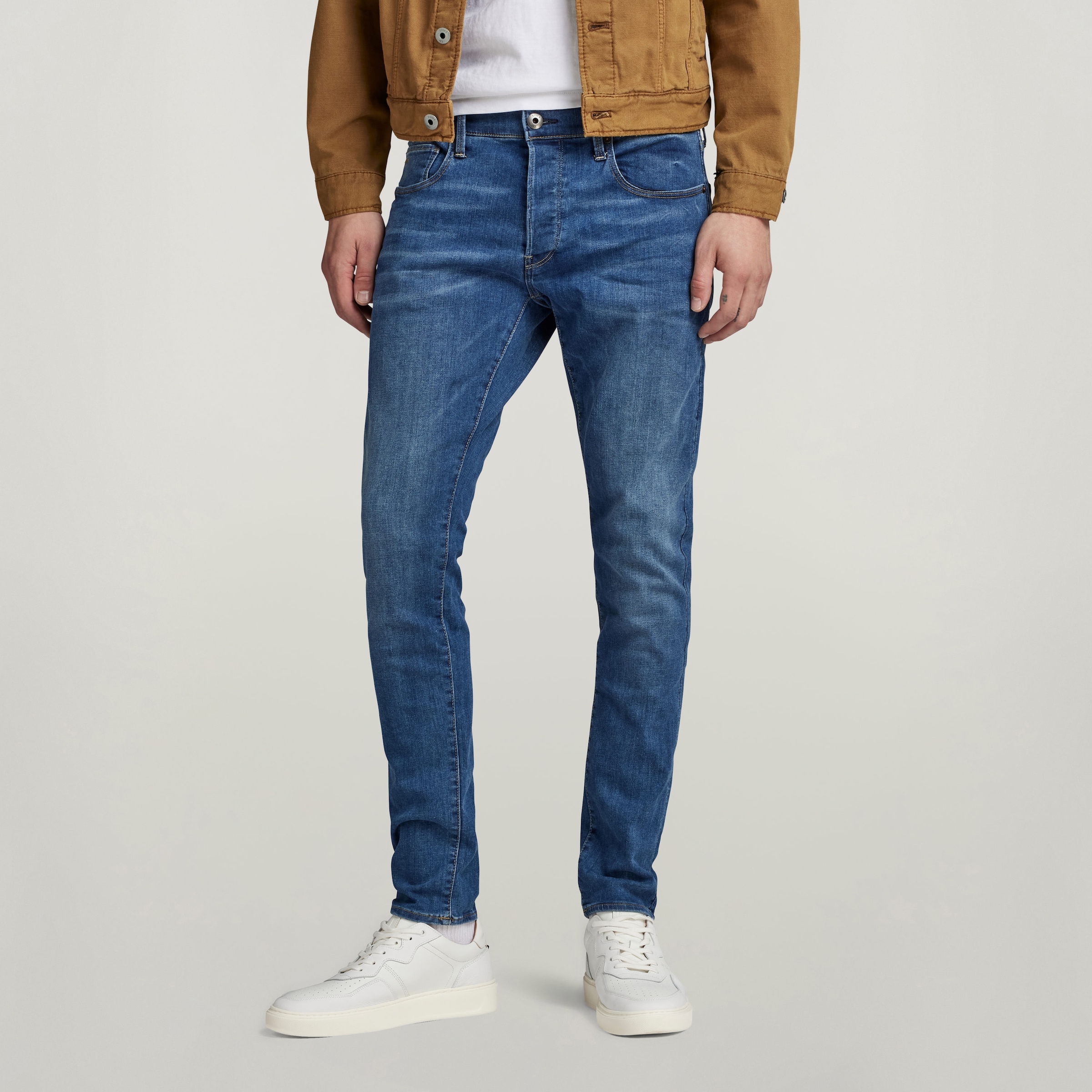 G-STAR Slim-fit-Jeans "3301 Slim", mit leichten Used-Effekten