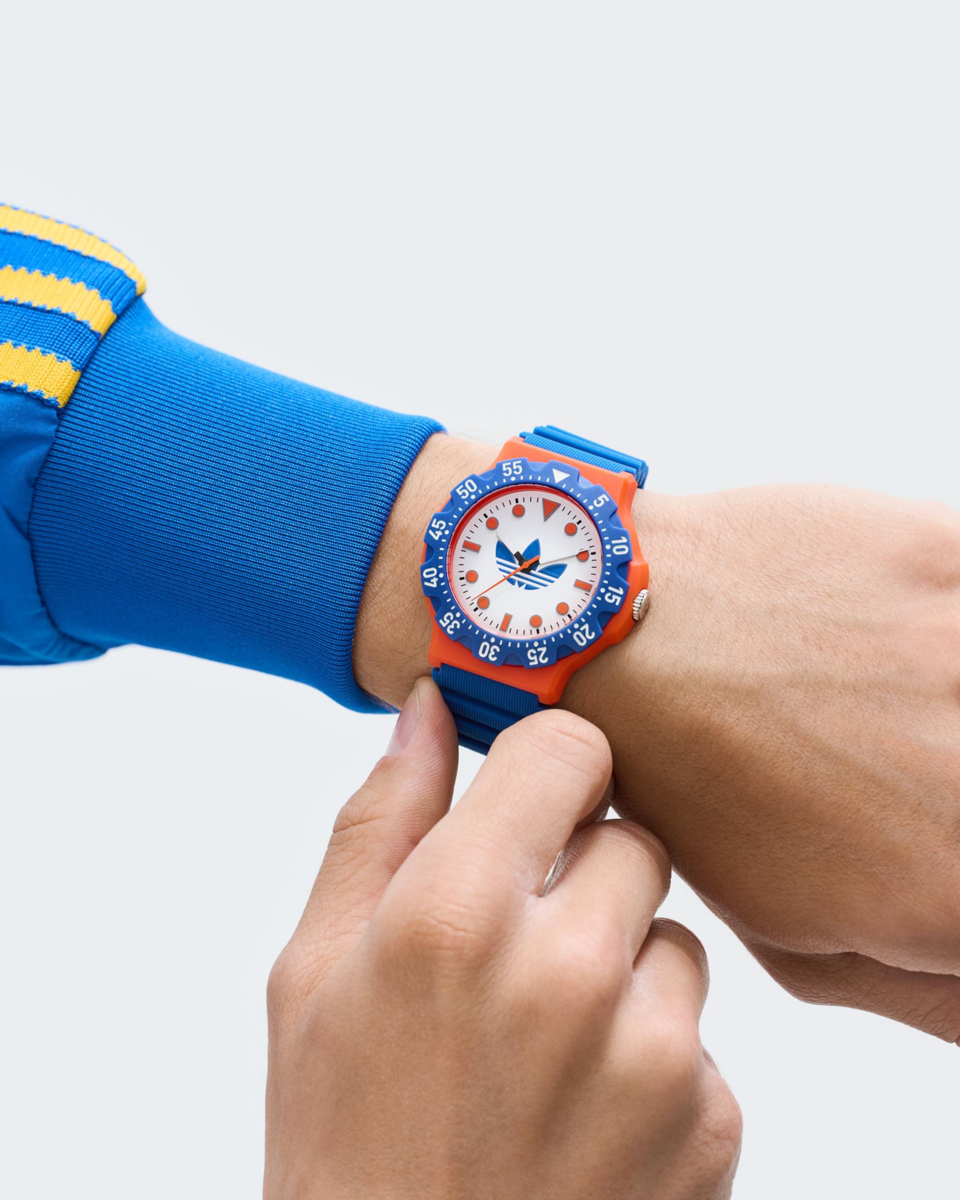 adidas Originals Quarzuhr »DISCOVERER TWO« Armbanduhr, Herrenuhr, Damenuhr, Silikonarmband, Leuchtzeiger