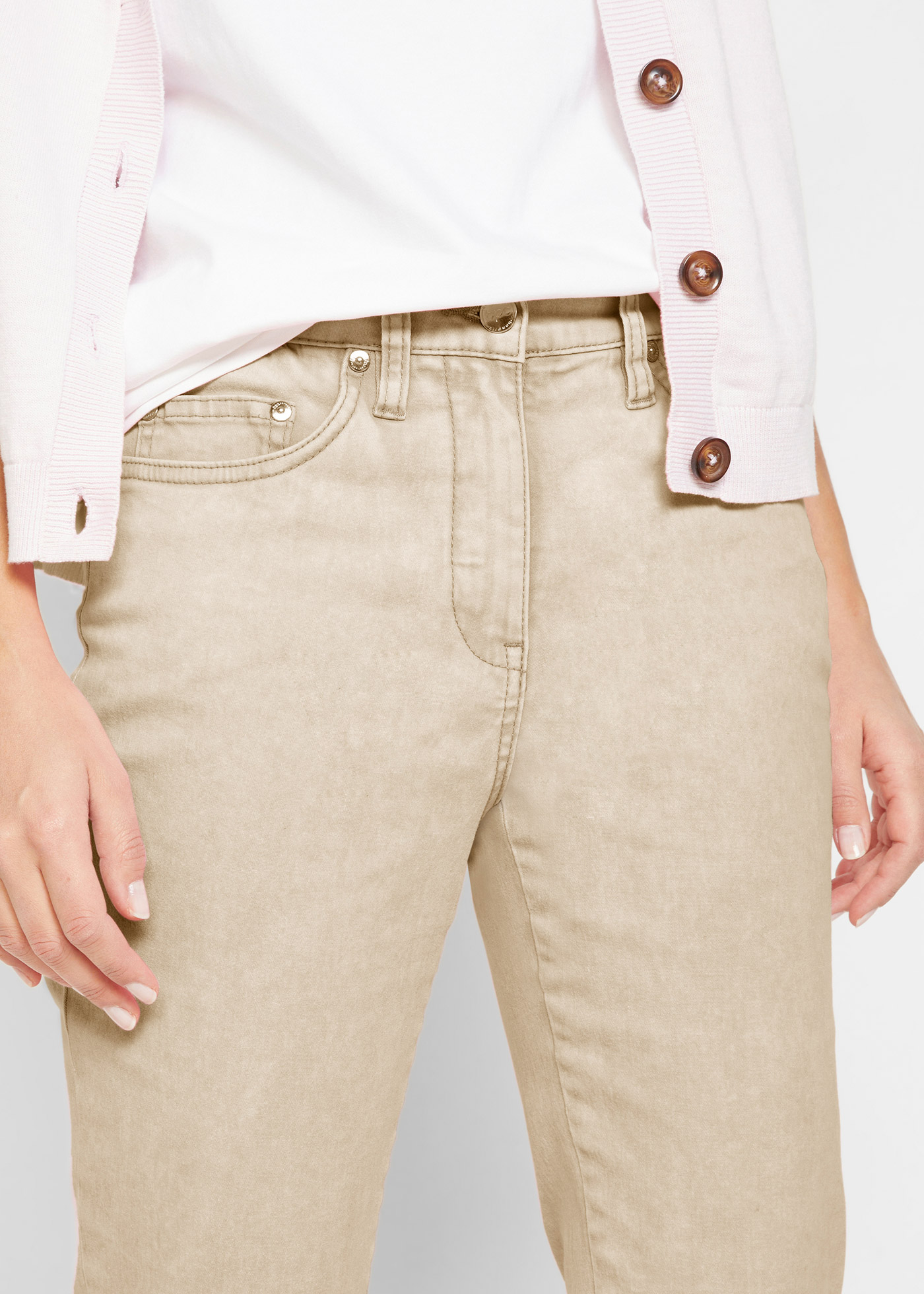 Thumbnail - bonprix Webhose "Verkürzte Twill-Hose im Used-Look" Verkürzte Twill-Hose im Used-Look