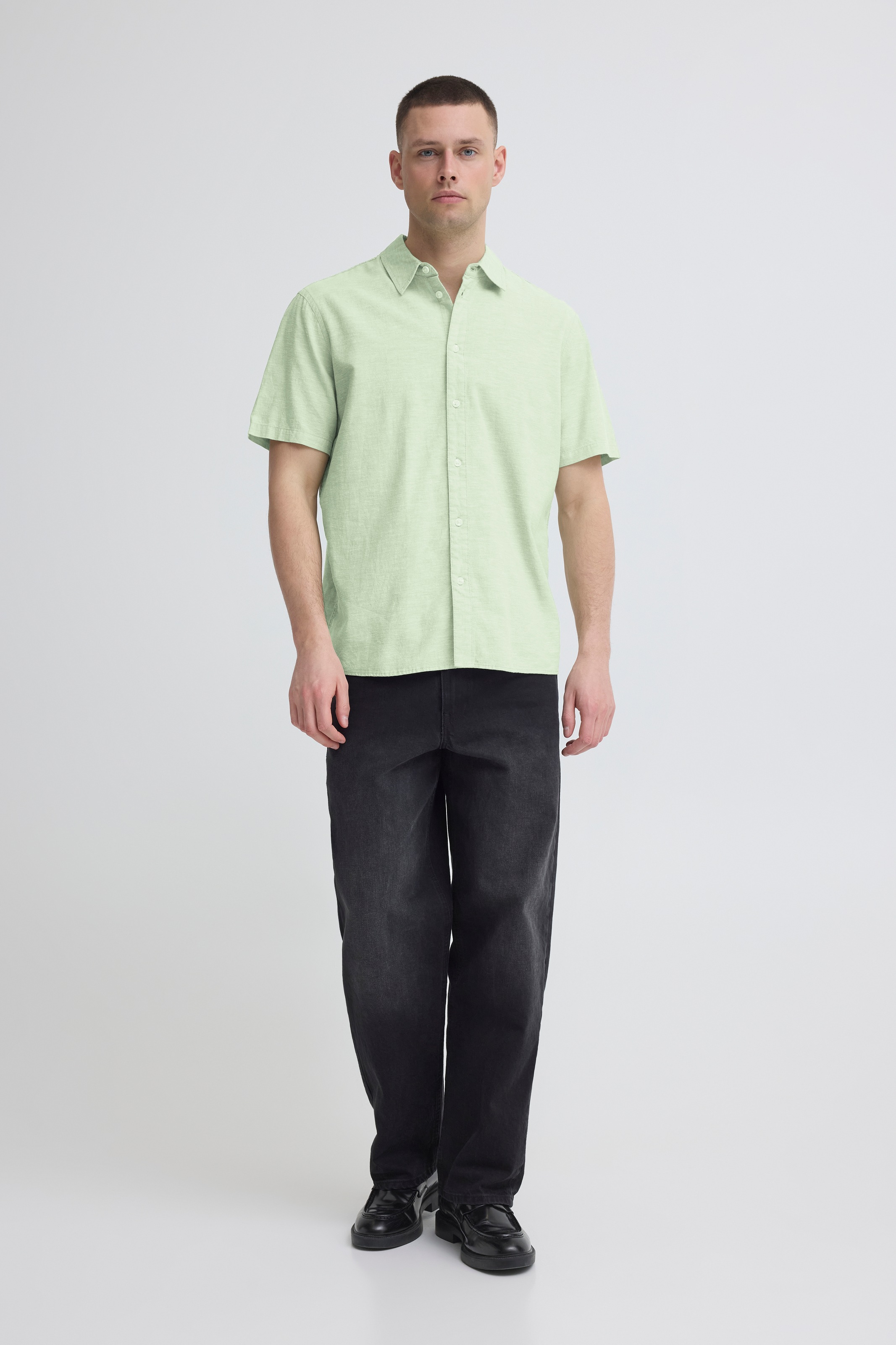 Blend Kurzarmhemd »BHABAN SHIRT PP NOOS« aus Baumwollmischung, mit Leinenoptik, Regular Fit, pflegeleicht
