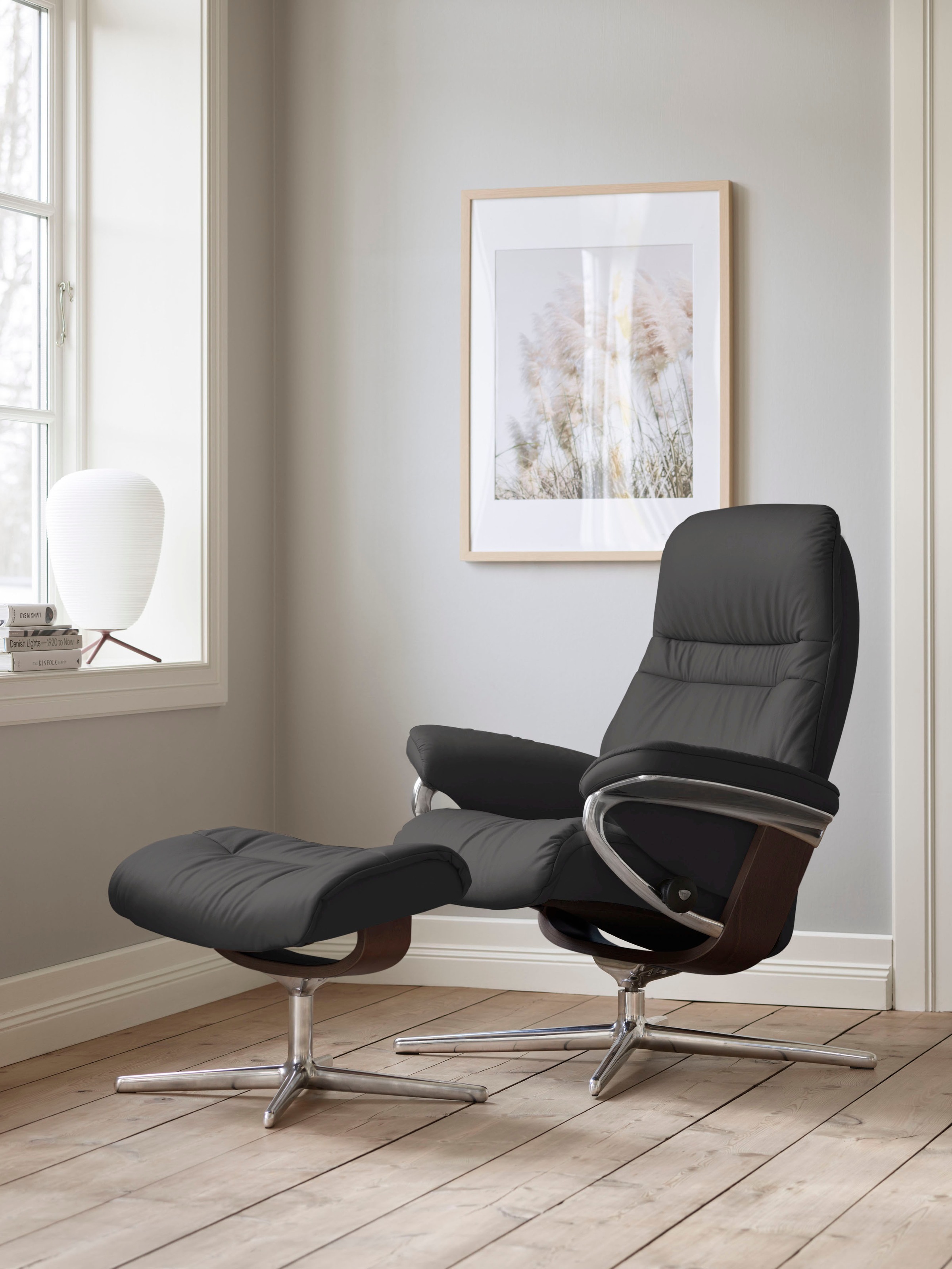 Stressless® Relaxsessel »Sunrise«, (Set, Relaxsessel mit Hocker), mit Hocker, mit Cross Base, Größe S, M & L, Holzakzent Braun