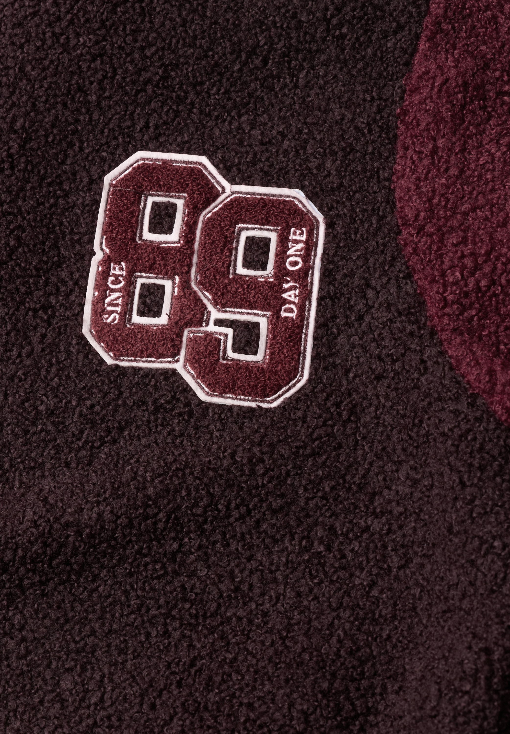 Cecil Sweatjacke Teddy-Blouson mit Patch-Detail / Im College-Look