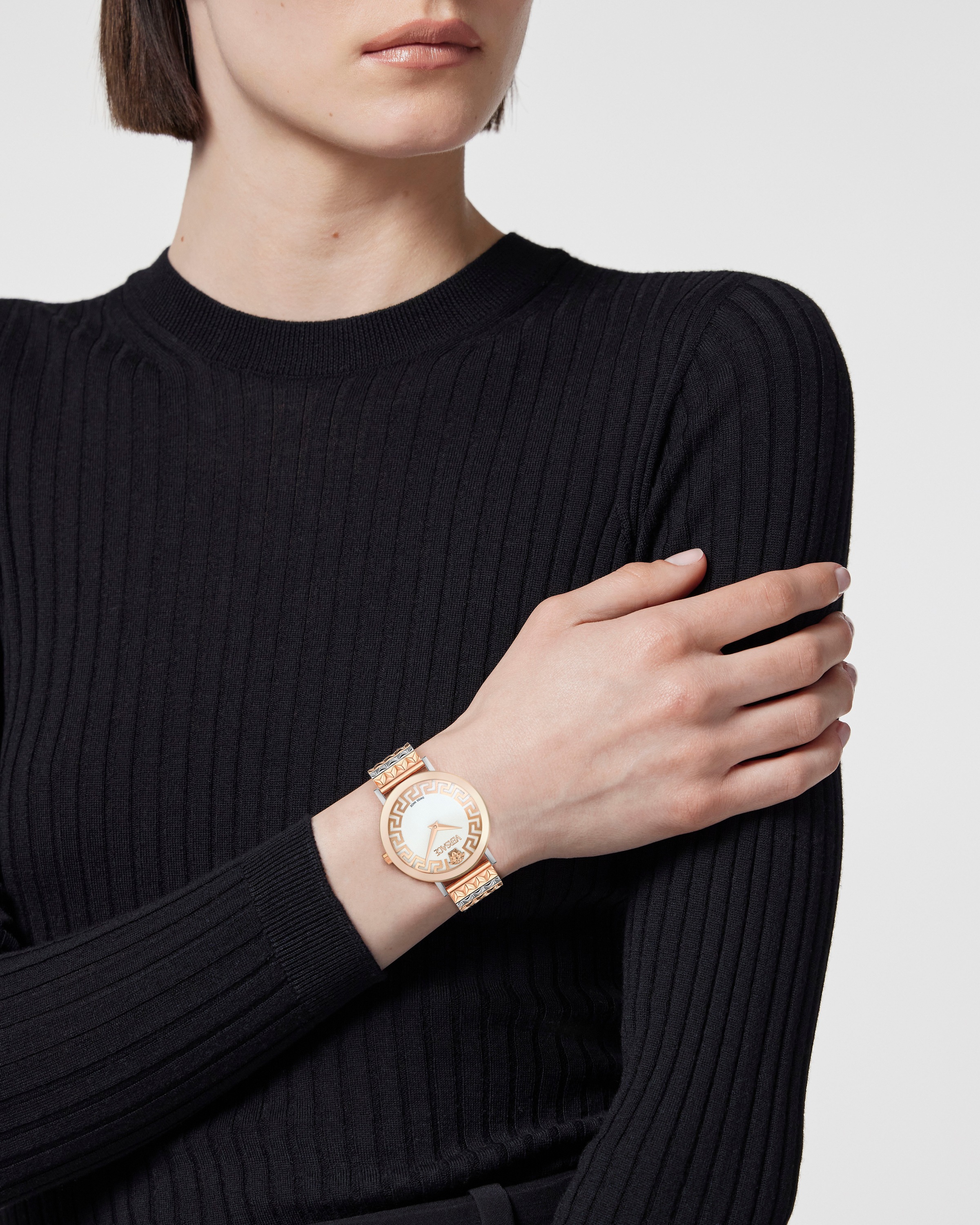 Versace Quarzuhr »VERSACE DAEDALUS«, Armbanduhr, Damenuhr, Swiss Made, Edelstahlarmband, analog, Saphirglas