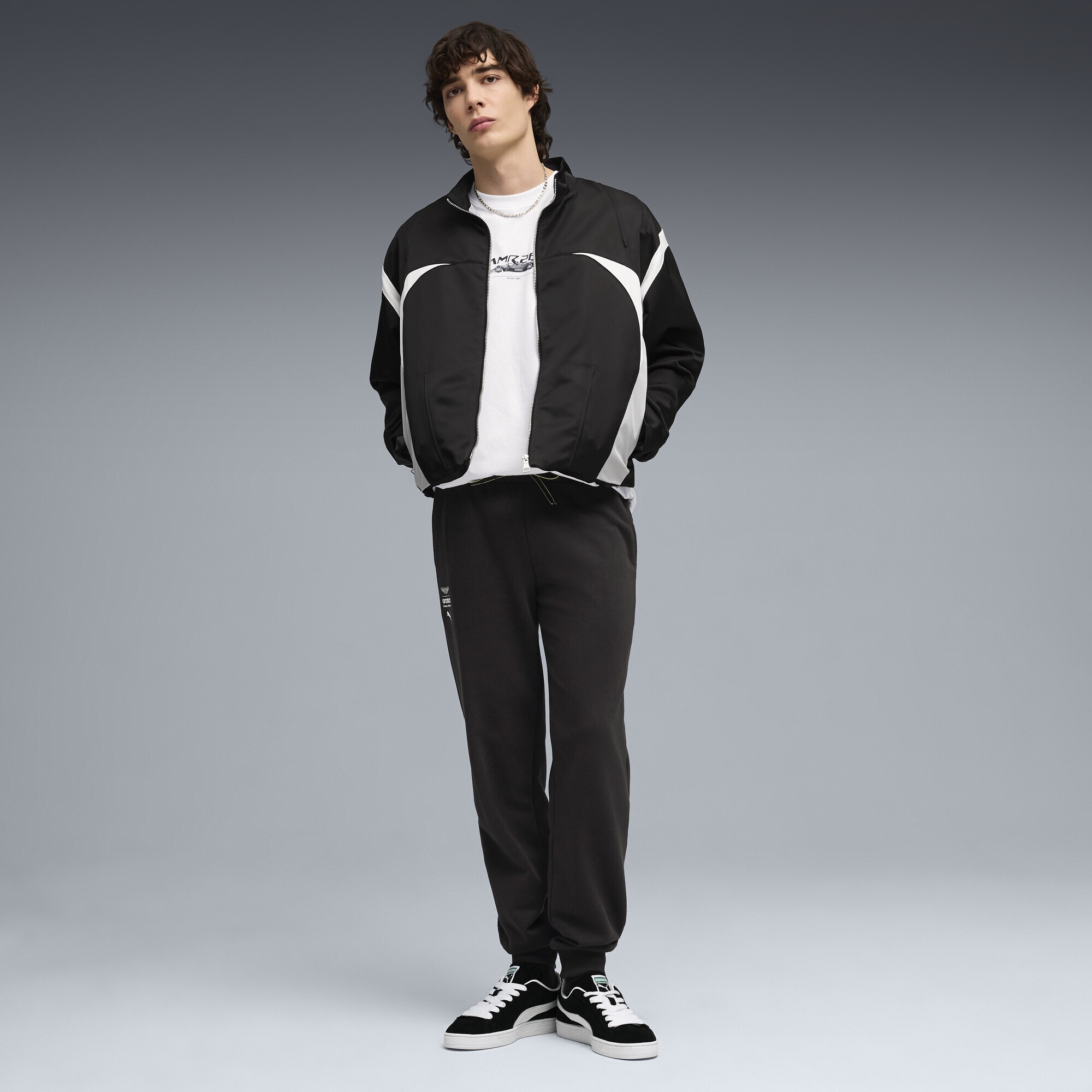 PUMA Sporthose »PUMA x ASTON MARTIN ARAMCO F1® TEAM Essentials Jogginghose«