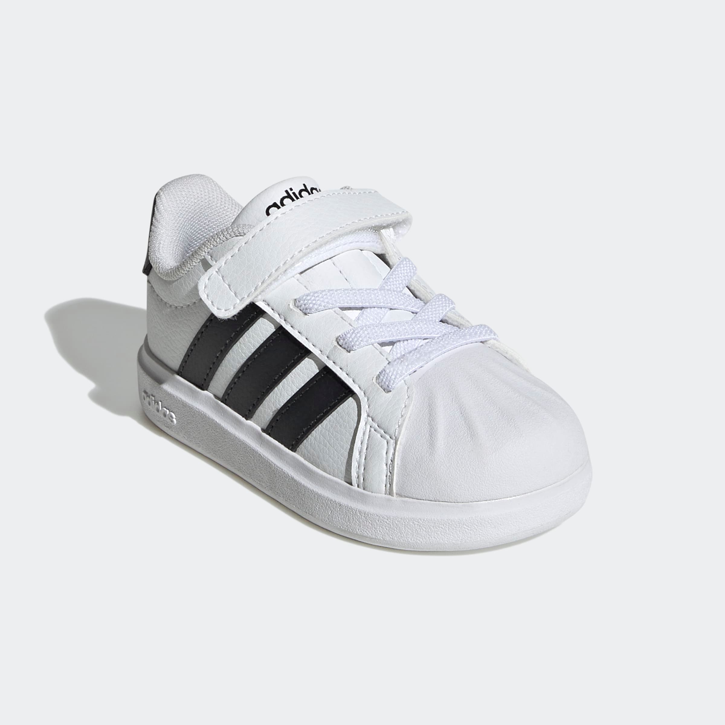 adidas Sportswear "STREETTALK" inspiriert vom Design des adidas Superstar,für Babys und Kinder