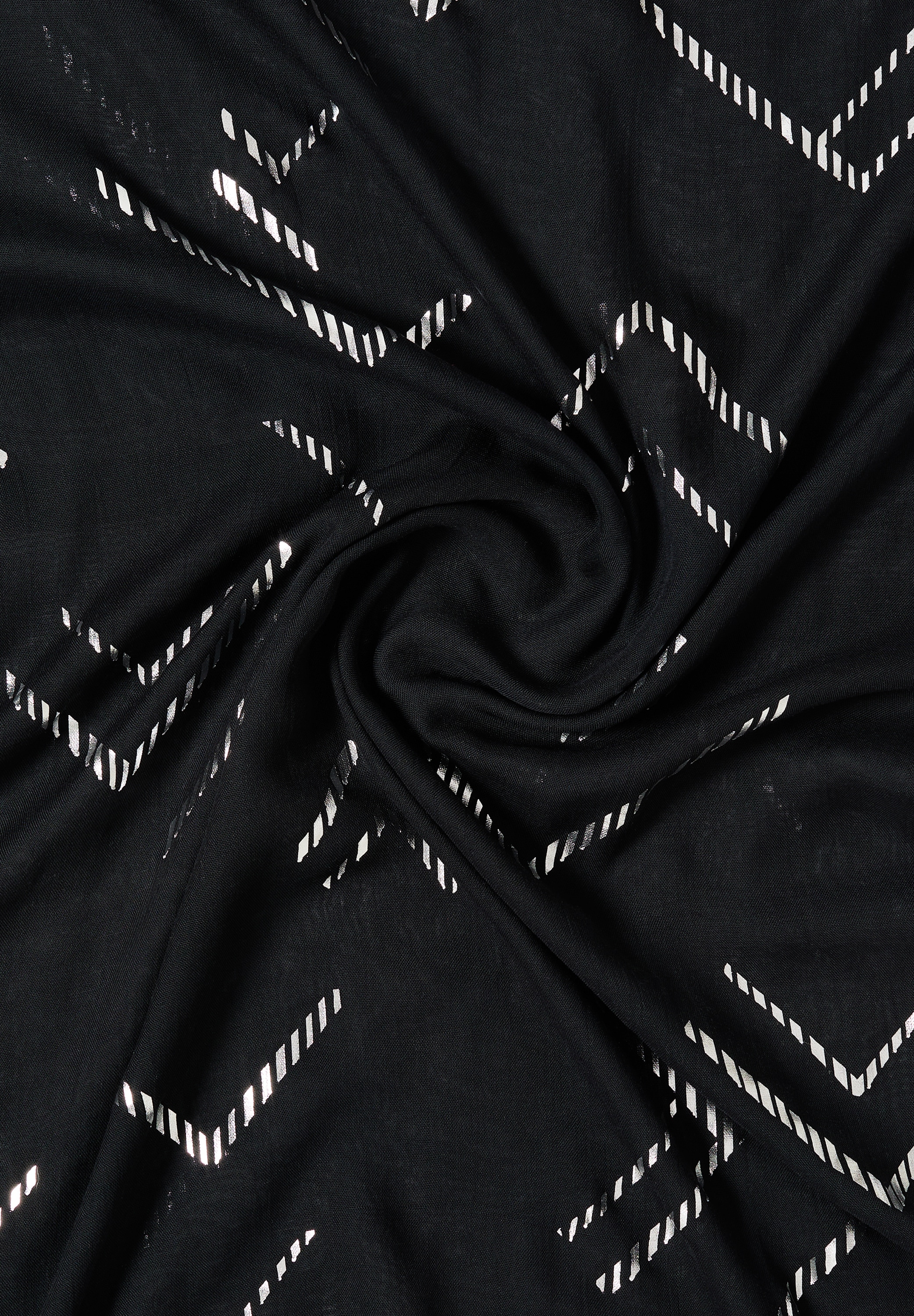 Cecil Loop aus Modal