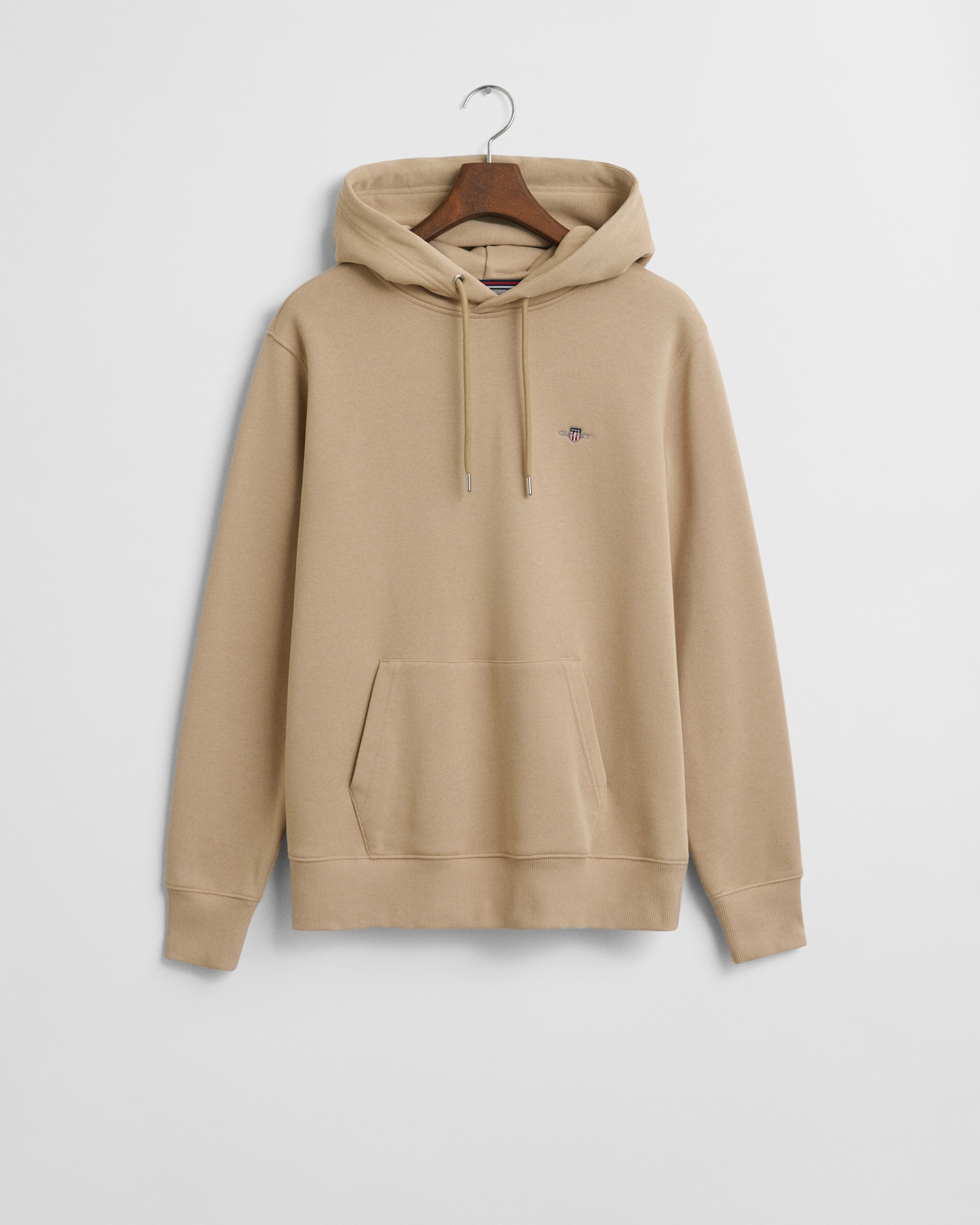 Gant Hoodie »REG SHIELD HOODIE«, mit Logostickerei auf der Brust
