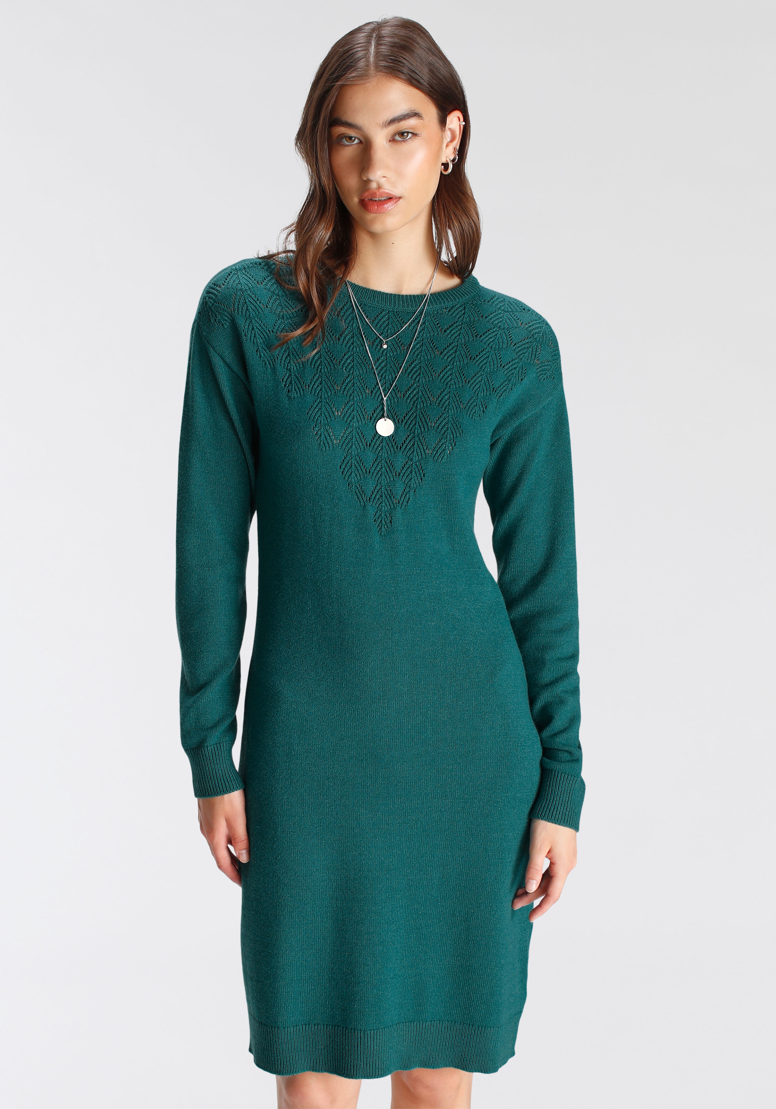 Tamaris Strickkleid "aus weicher Viskosemischung" Mini-Länge, modischer Ajourstrick
