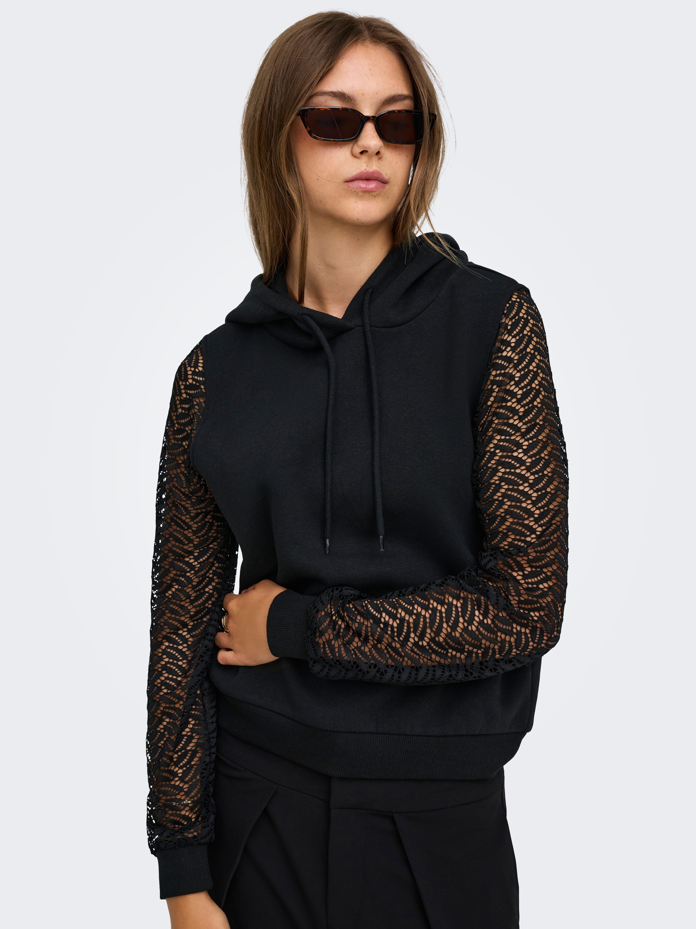 ONLY Kapuzensweatshirt »ONLKELLY L/S LACE HOODIE CS JRS«, Baumwollmischung, regular fit
