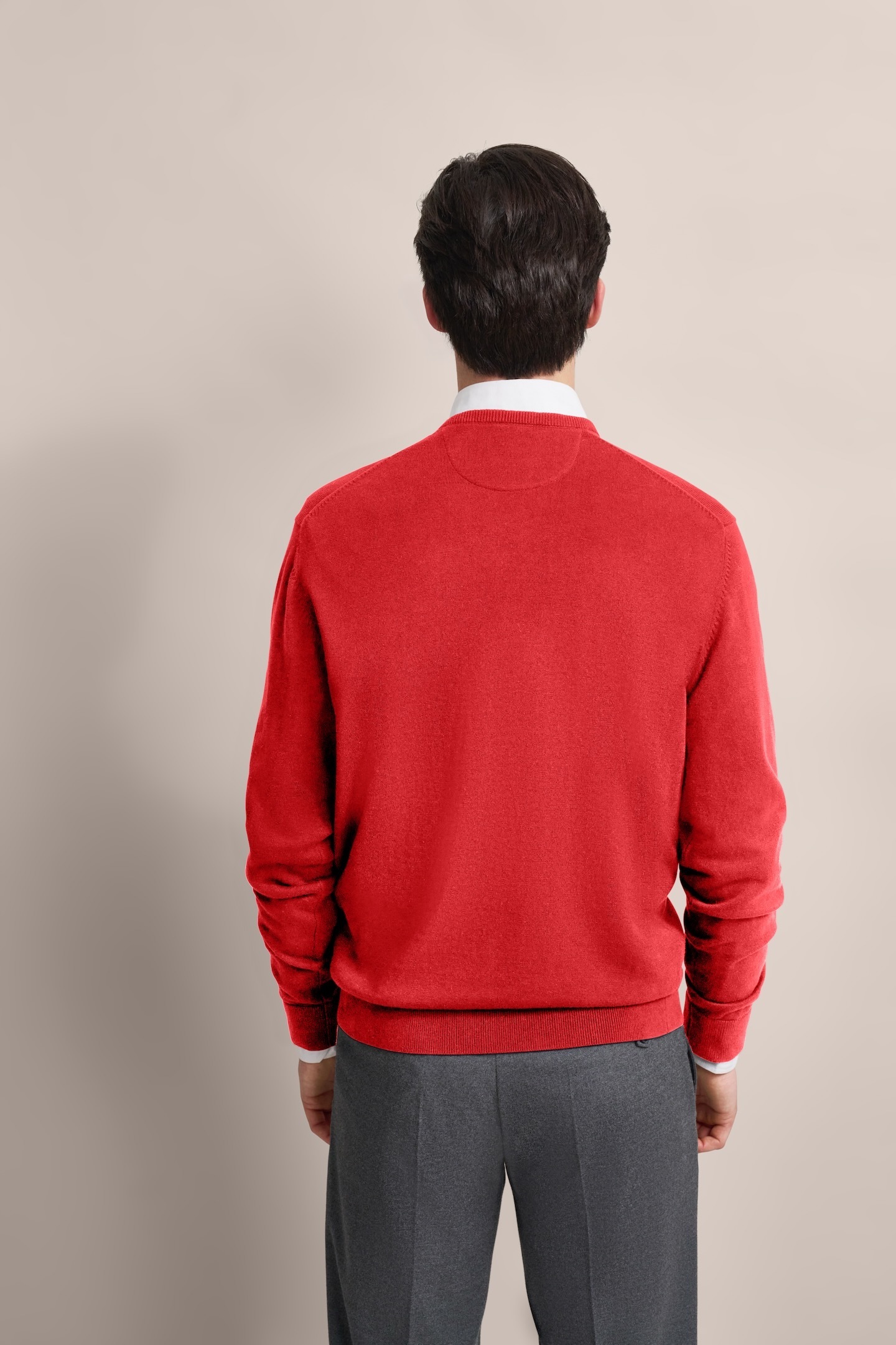 bugatti V-Ausschnitt-Pullover "Basic Essential" mit komfortablem Schnitt günstig online kaufen